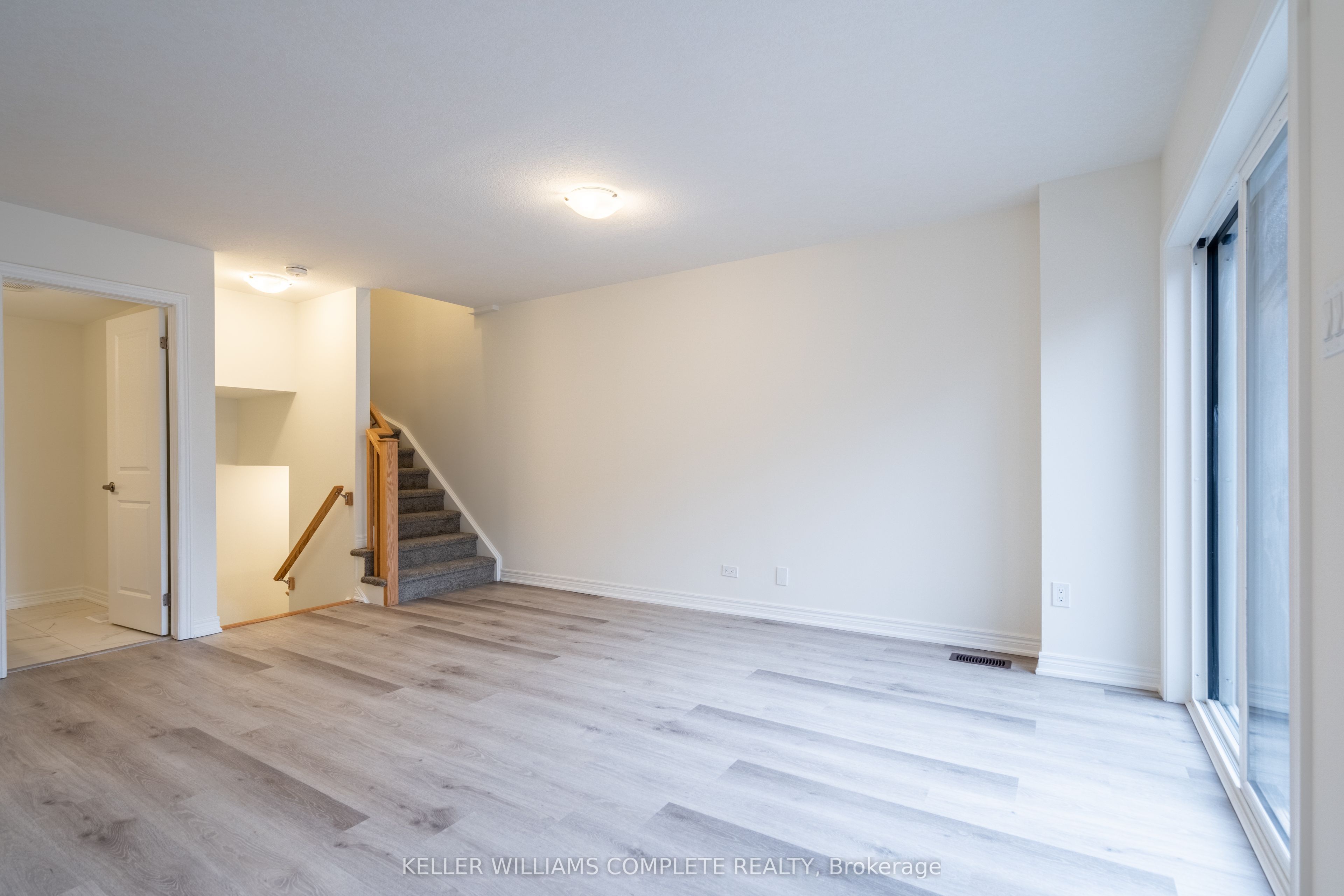 23 Dryden Lane Property Photo 14