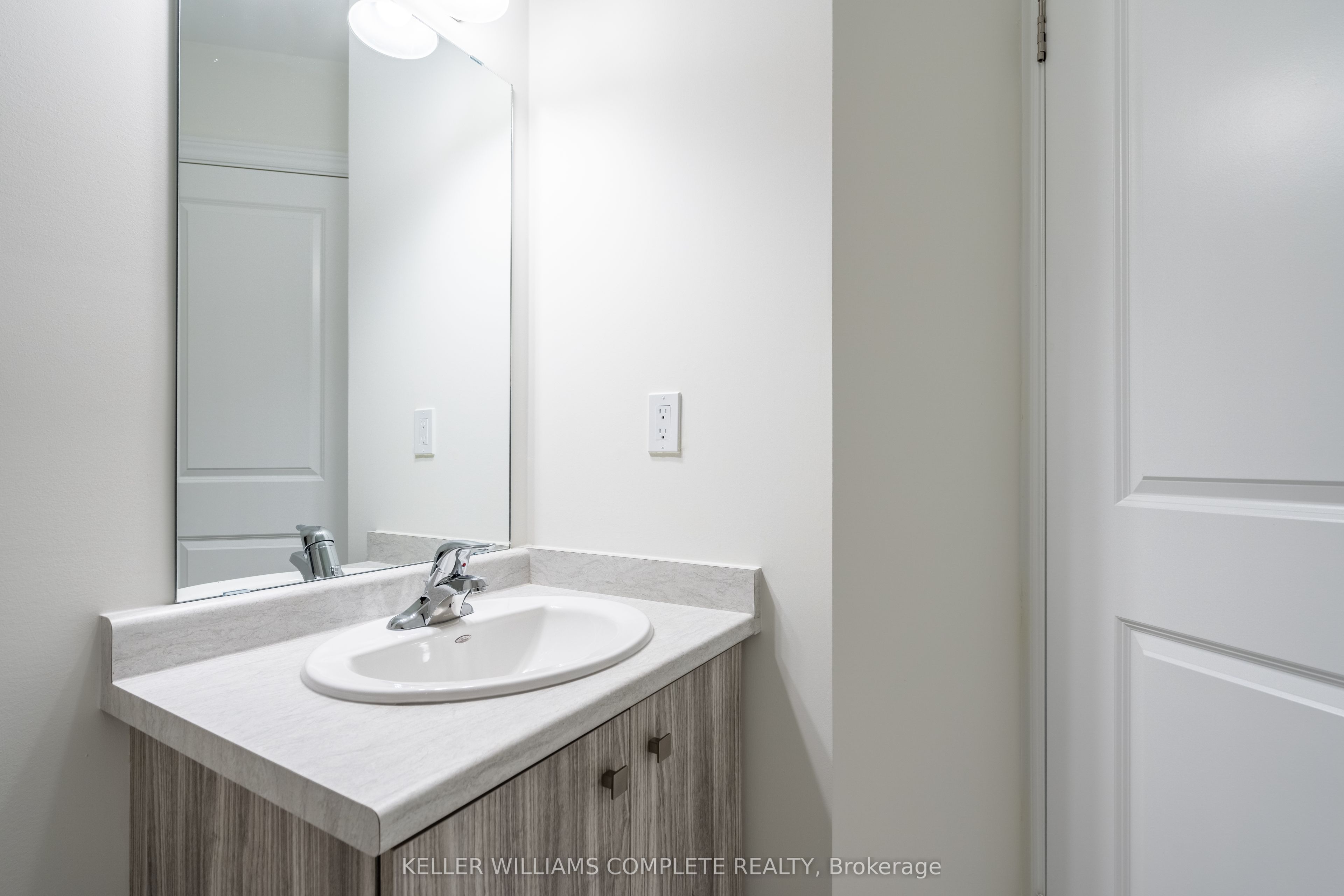 23 Dryden Lane Property Photo 40