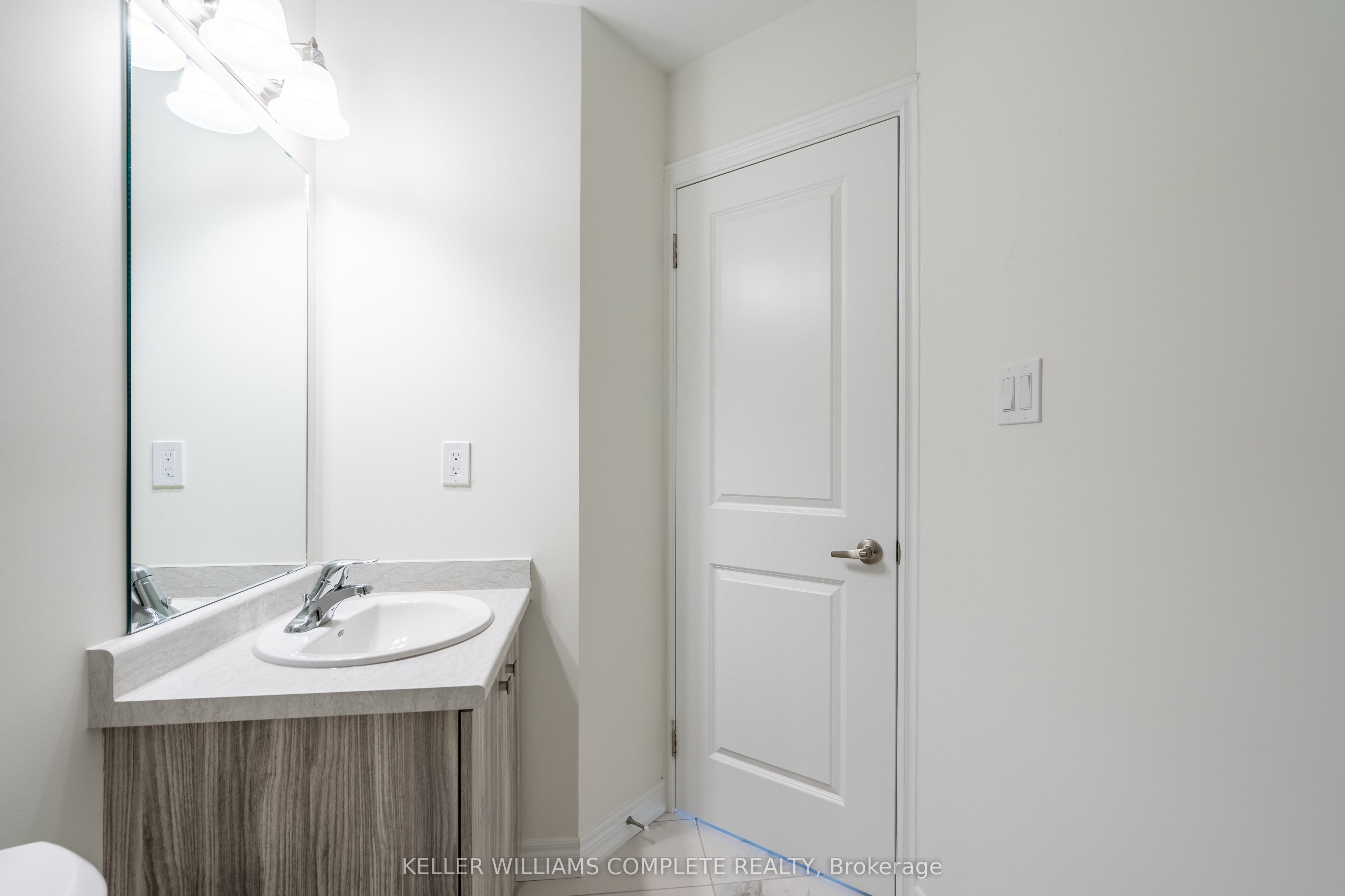 23 Dryden Lane Property Photo 41