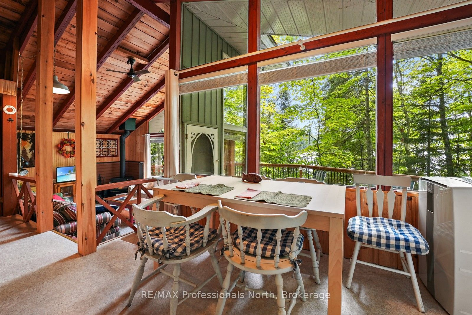 1041 Penny Lane Property Photo 12