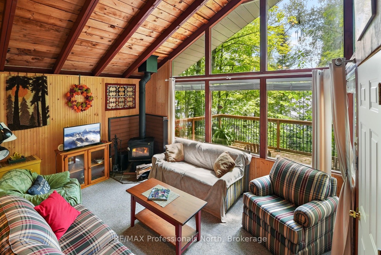 1041 Penny Lane Property Photo 15