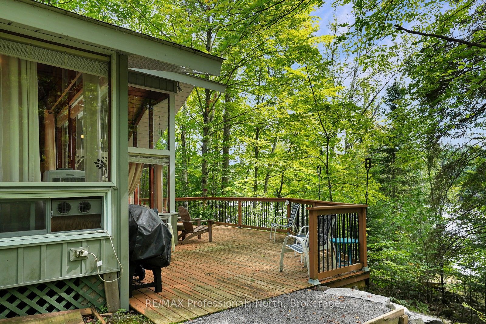 1041 Penny Lane Property Photo 27