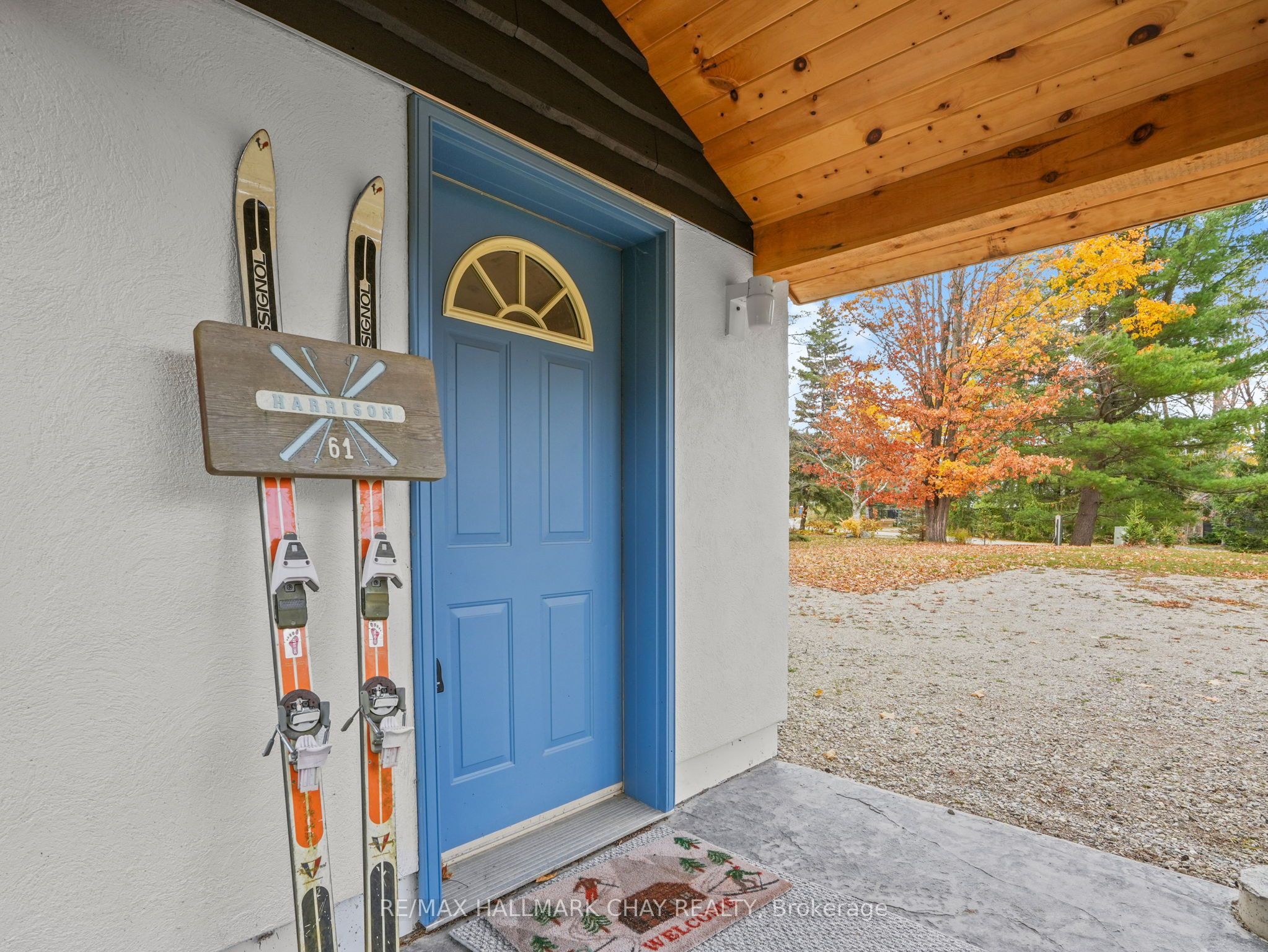 61 Pine River Crescent Property Photo 6