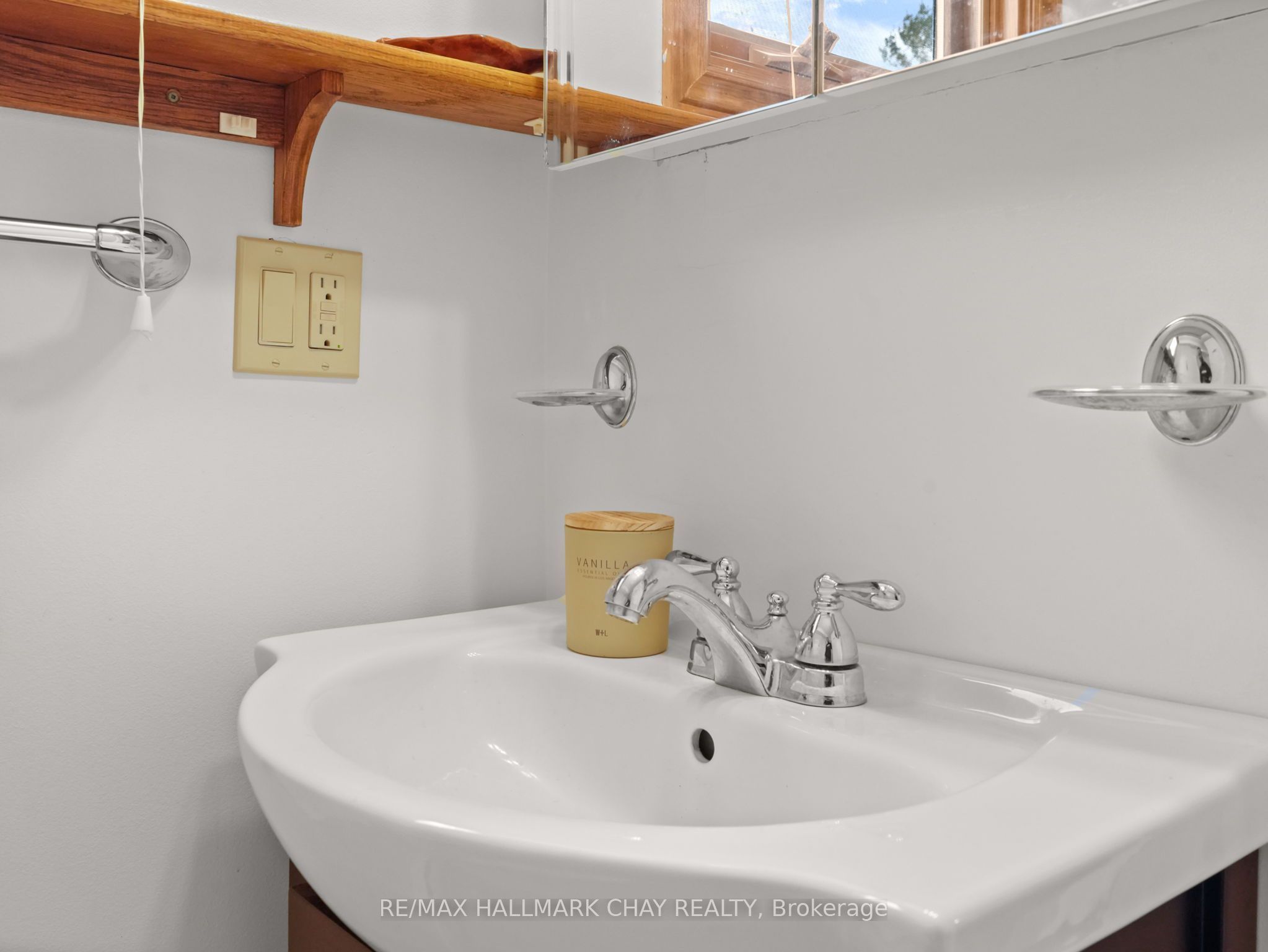 61 Pine River Crescent Property Photo 25