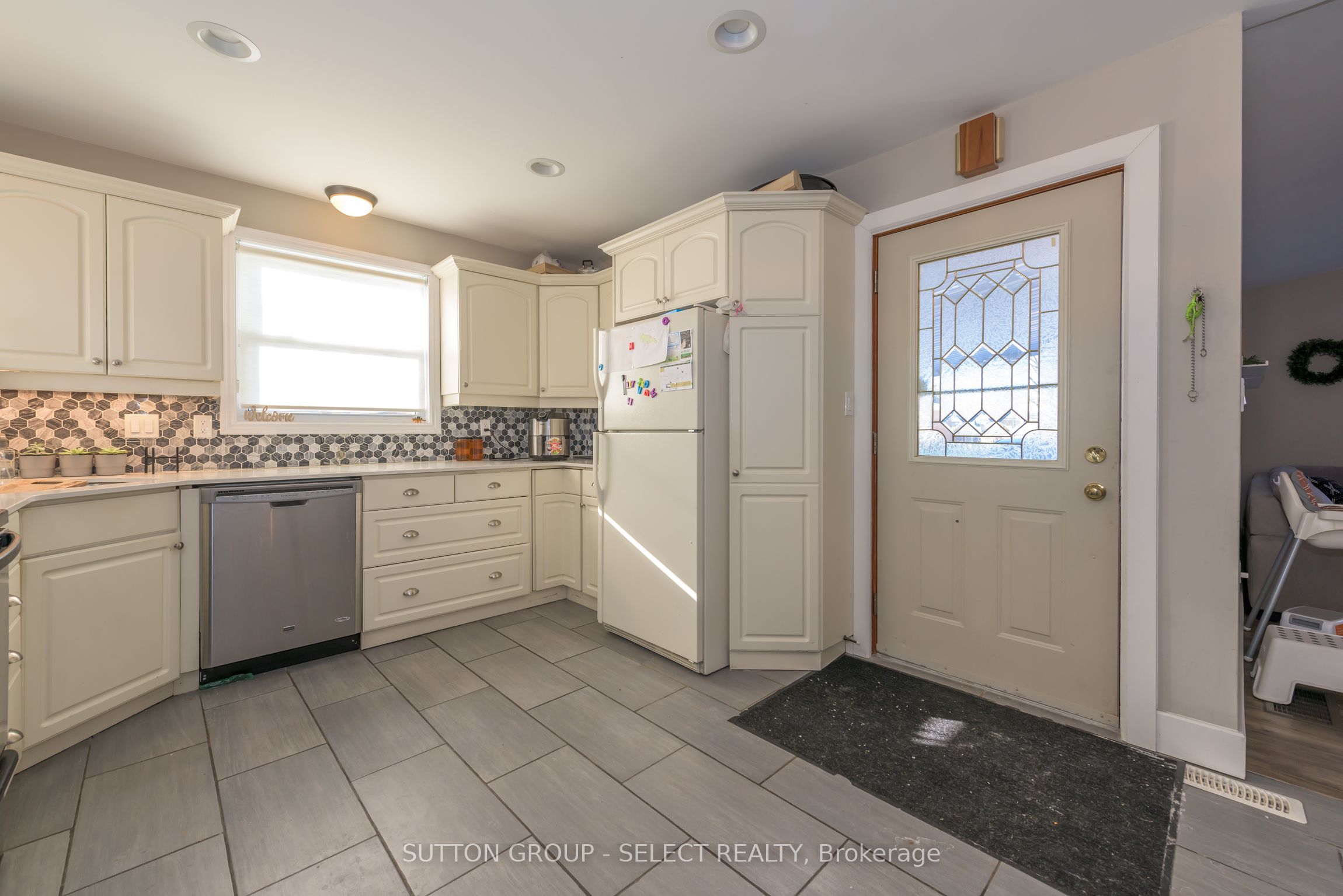 1566 Nairn Avenue Property Photo 2