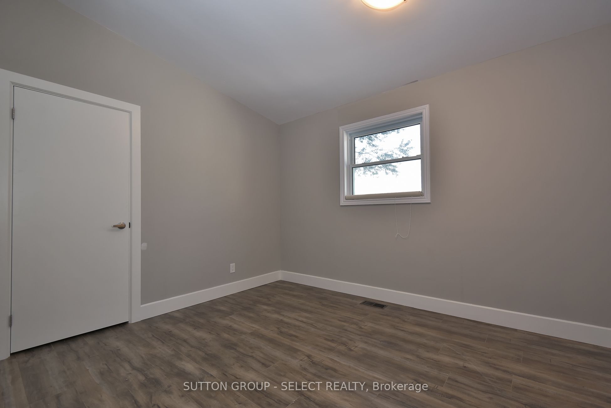 1566 Nairn Avenue Property Photo 12