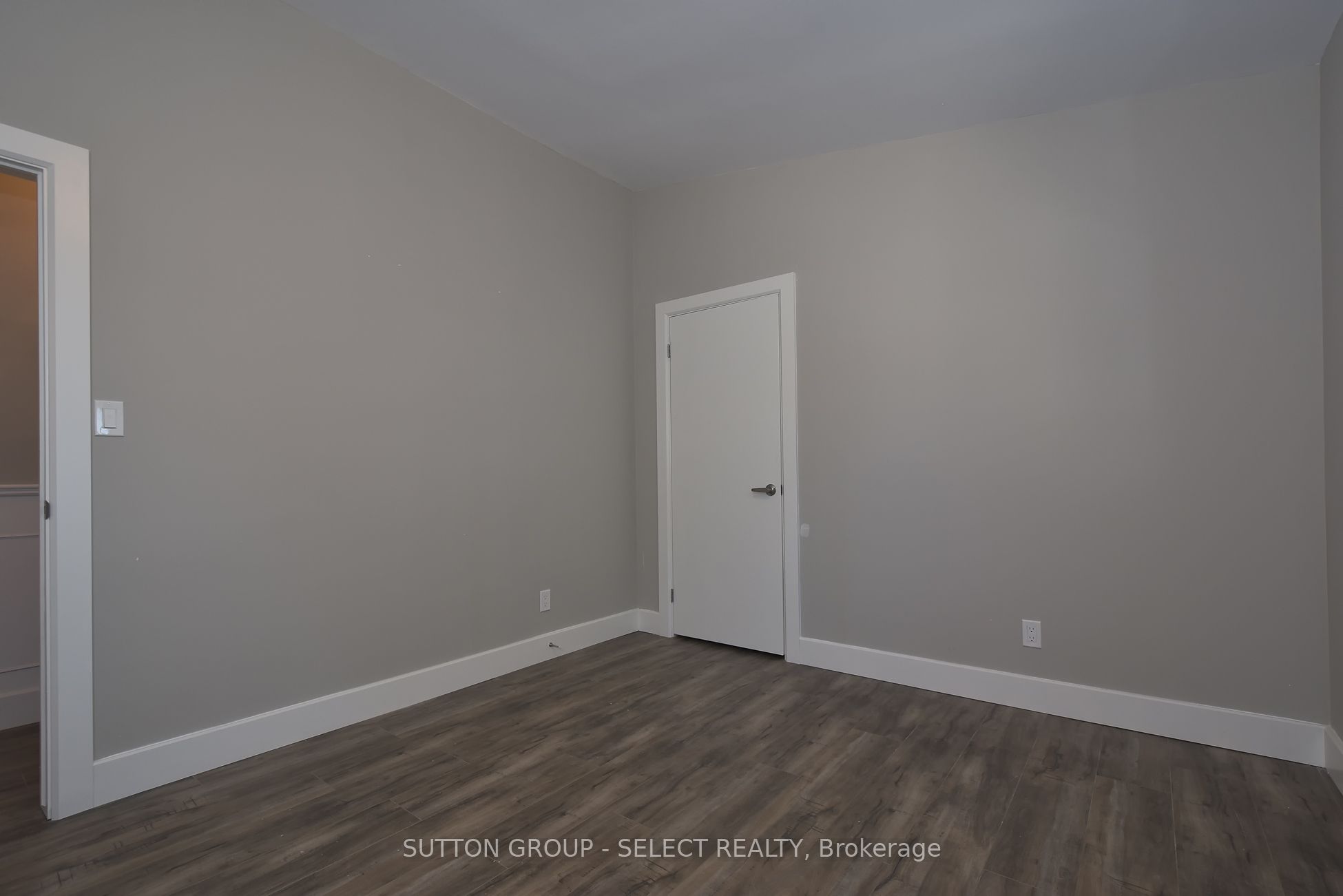 1566 Nairn Avenue Property Photo 13