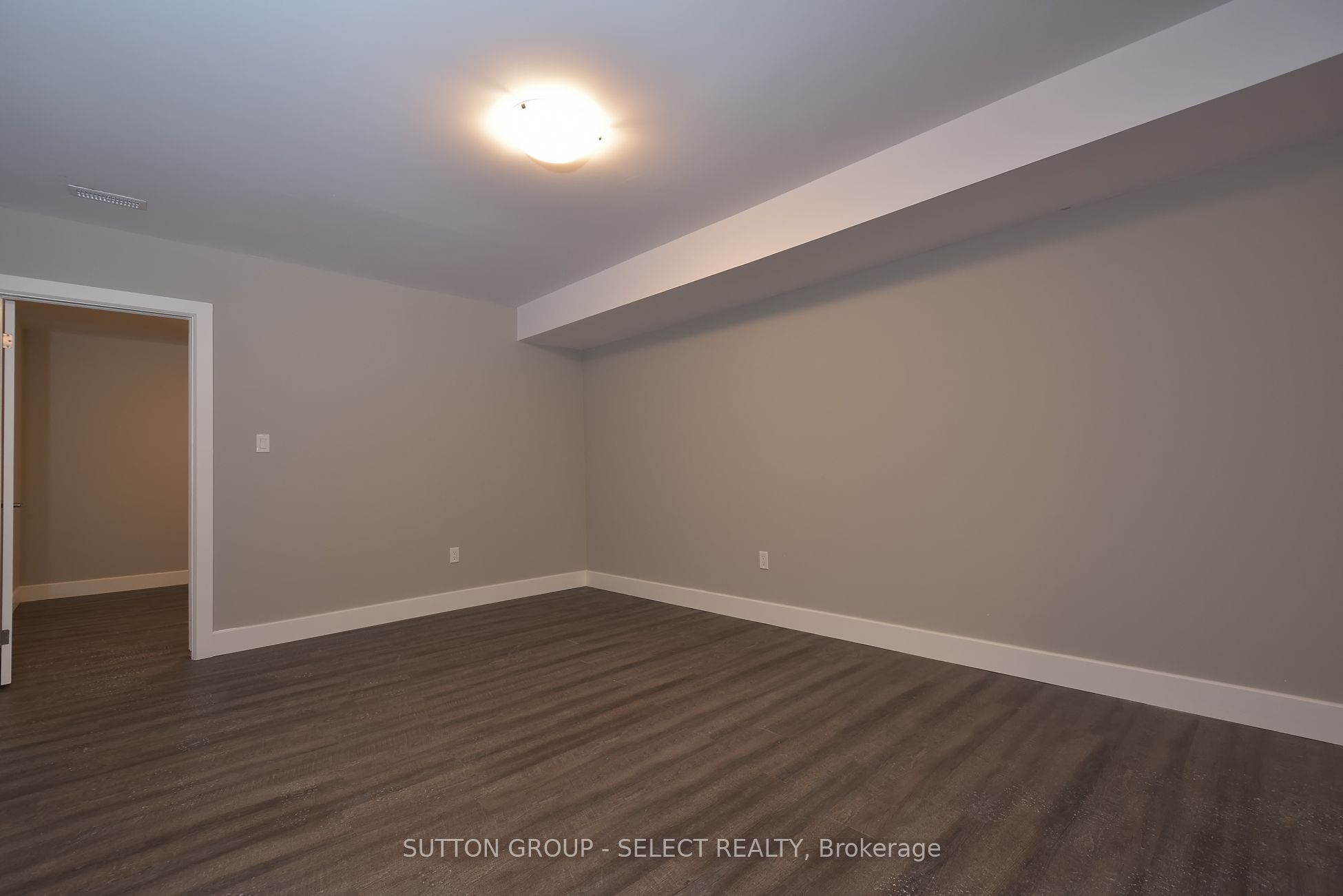 1566 Nairn Avenue Property Photo 18