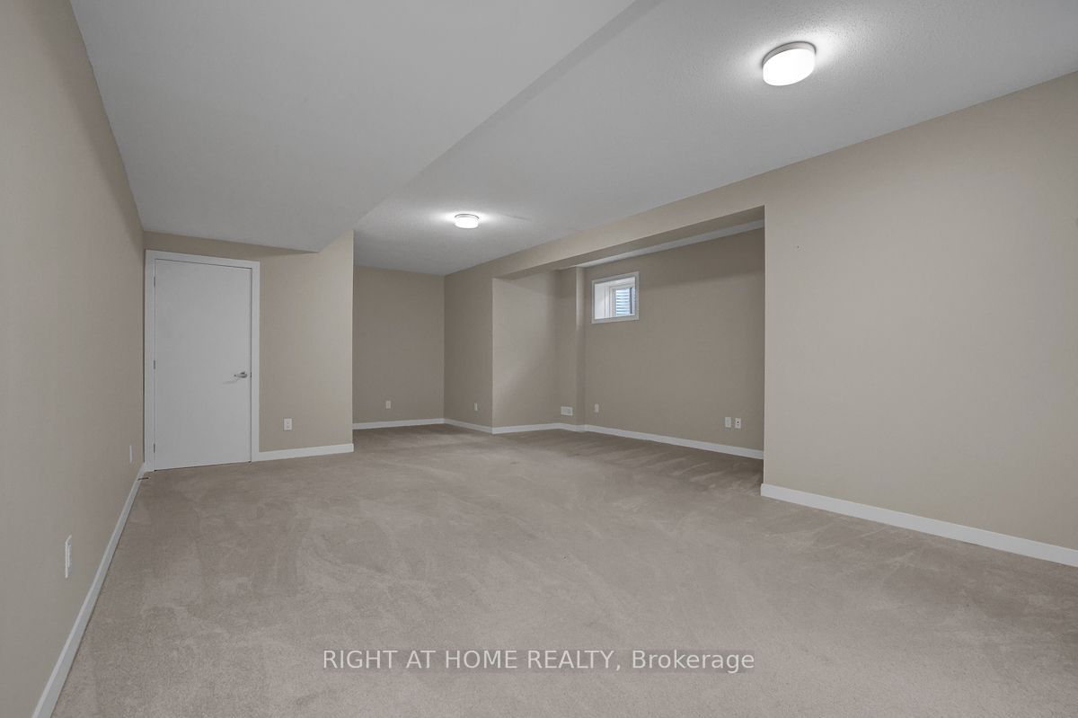 218 Conservancy Drive Property Photo 38