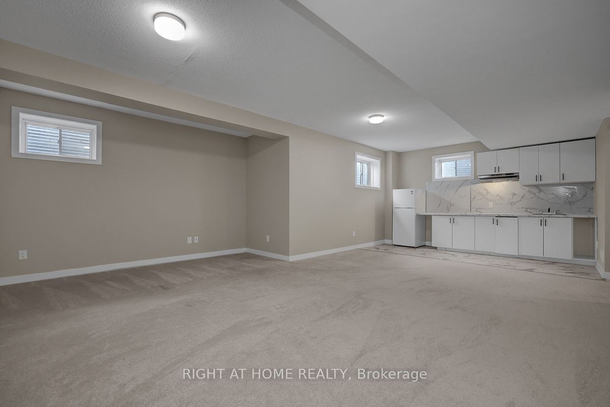 218 Conservancy Drive Property Photo 39