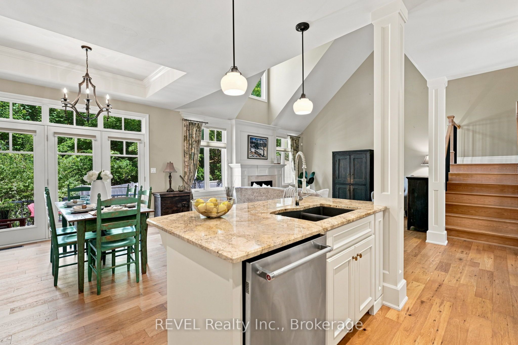 10 Evergreen Lane Property Photo 16