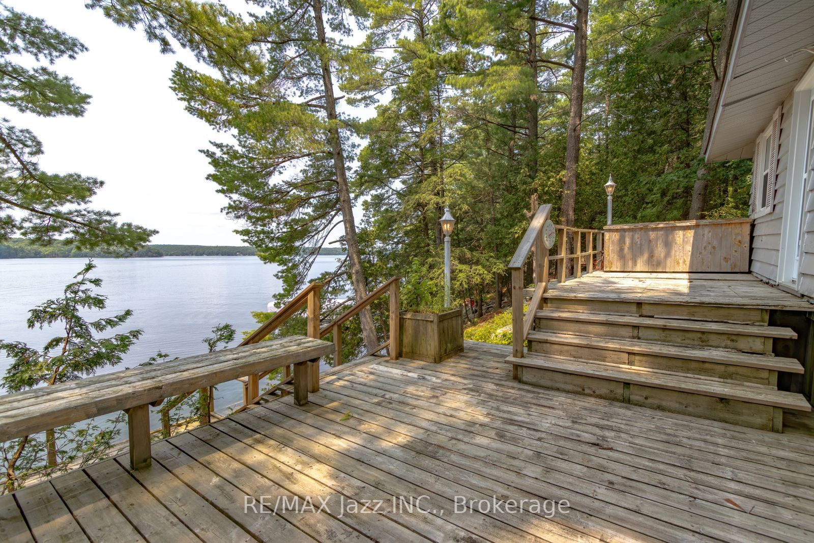 1022 Two Dogs Lane Property Photo 27