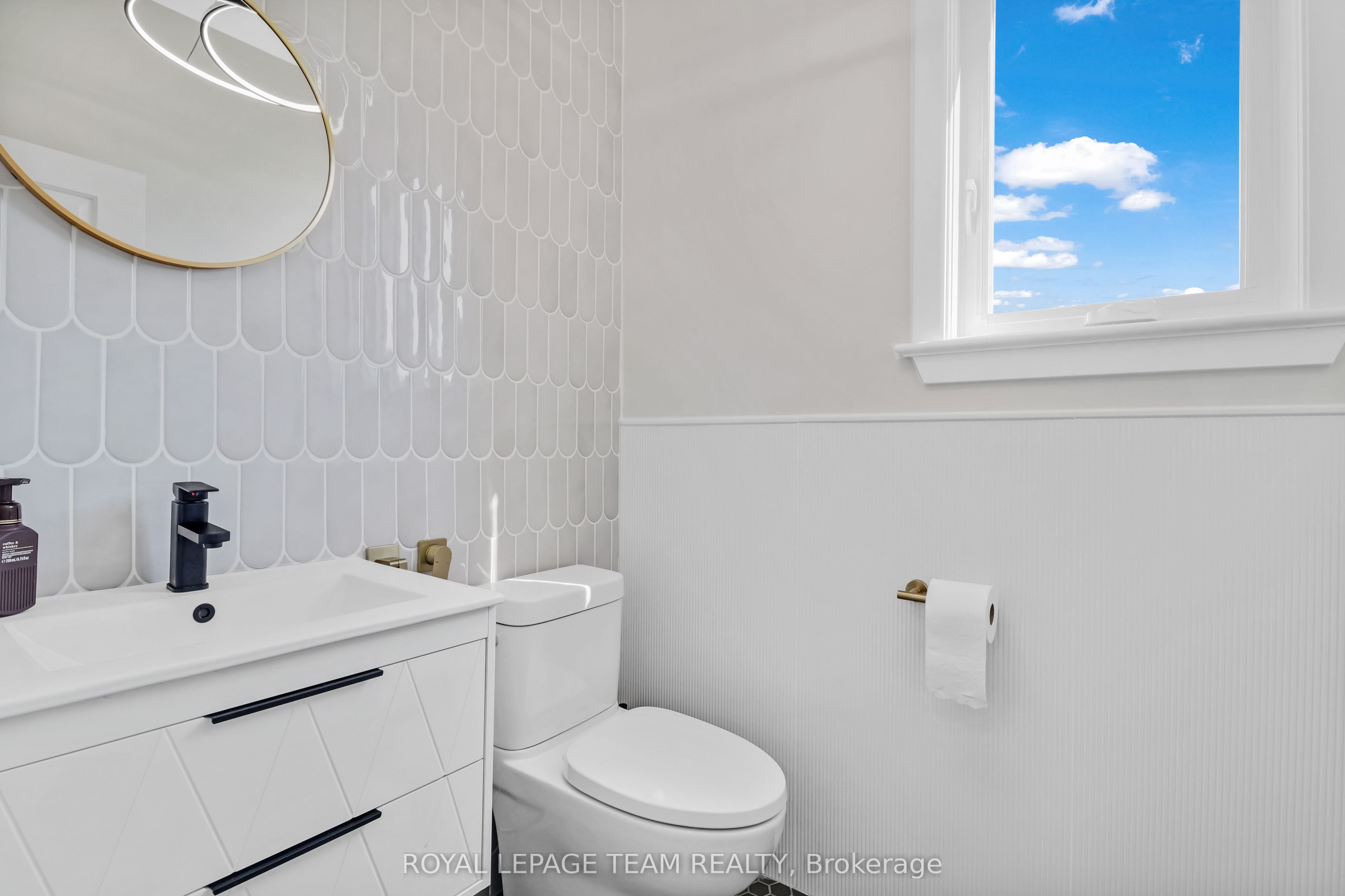 494 Central Park Boulevard Property Photo 17