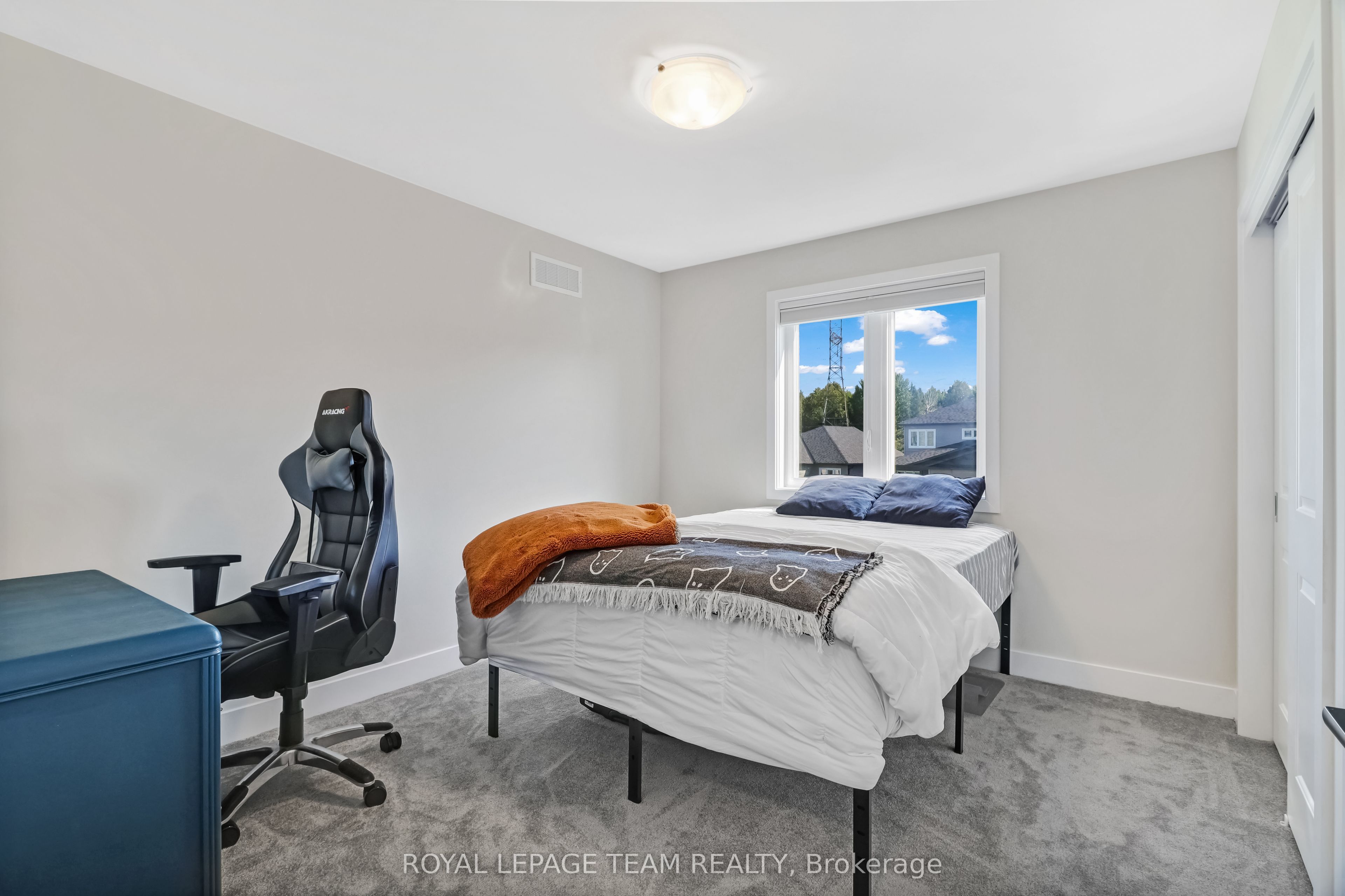 494 Central Park Boulevard Property Photo 25