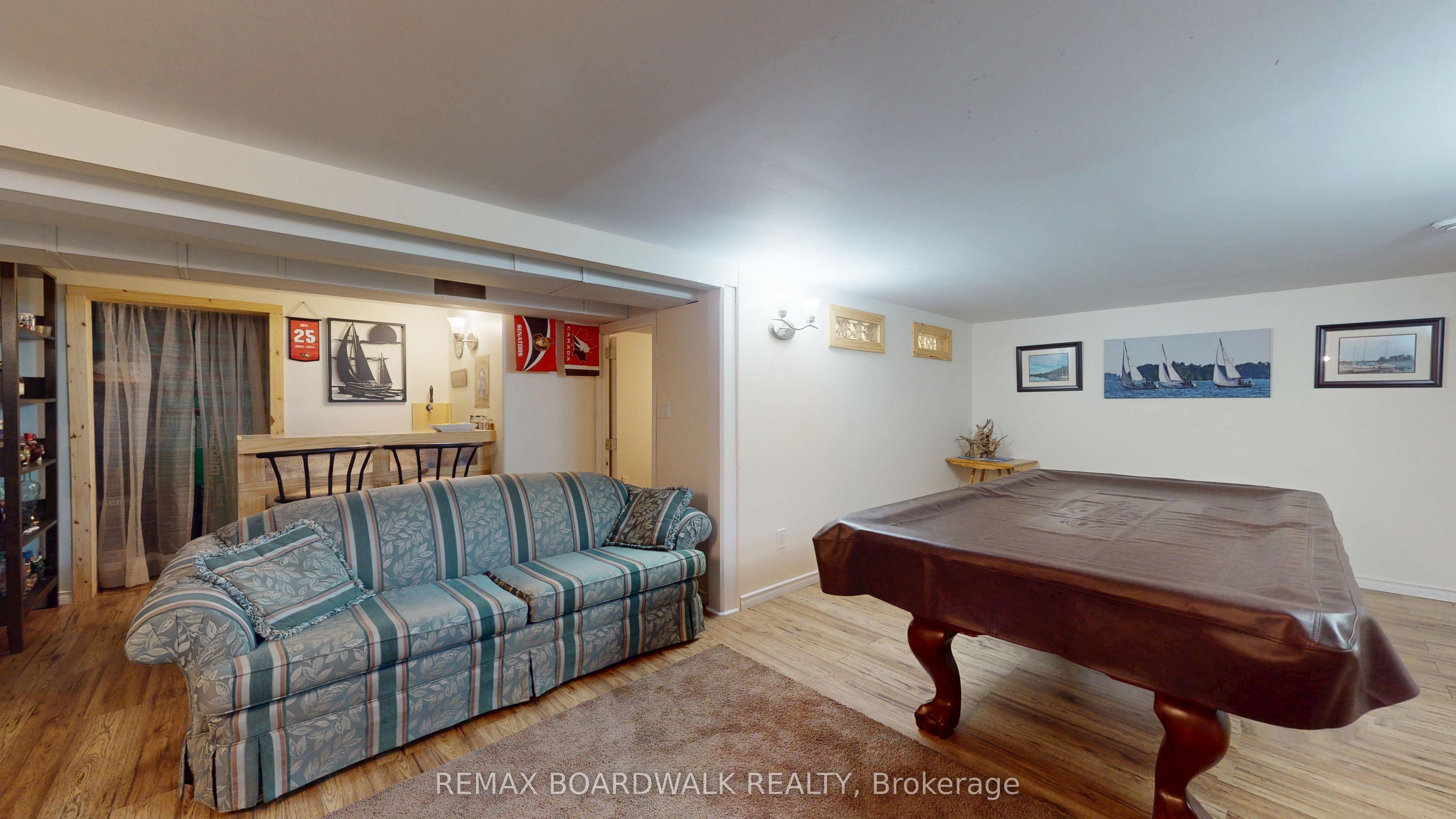 125 Front Avenue W Property Photo 25