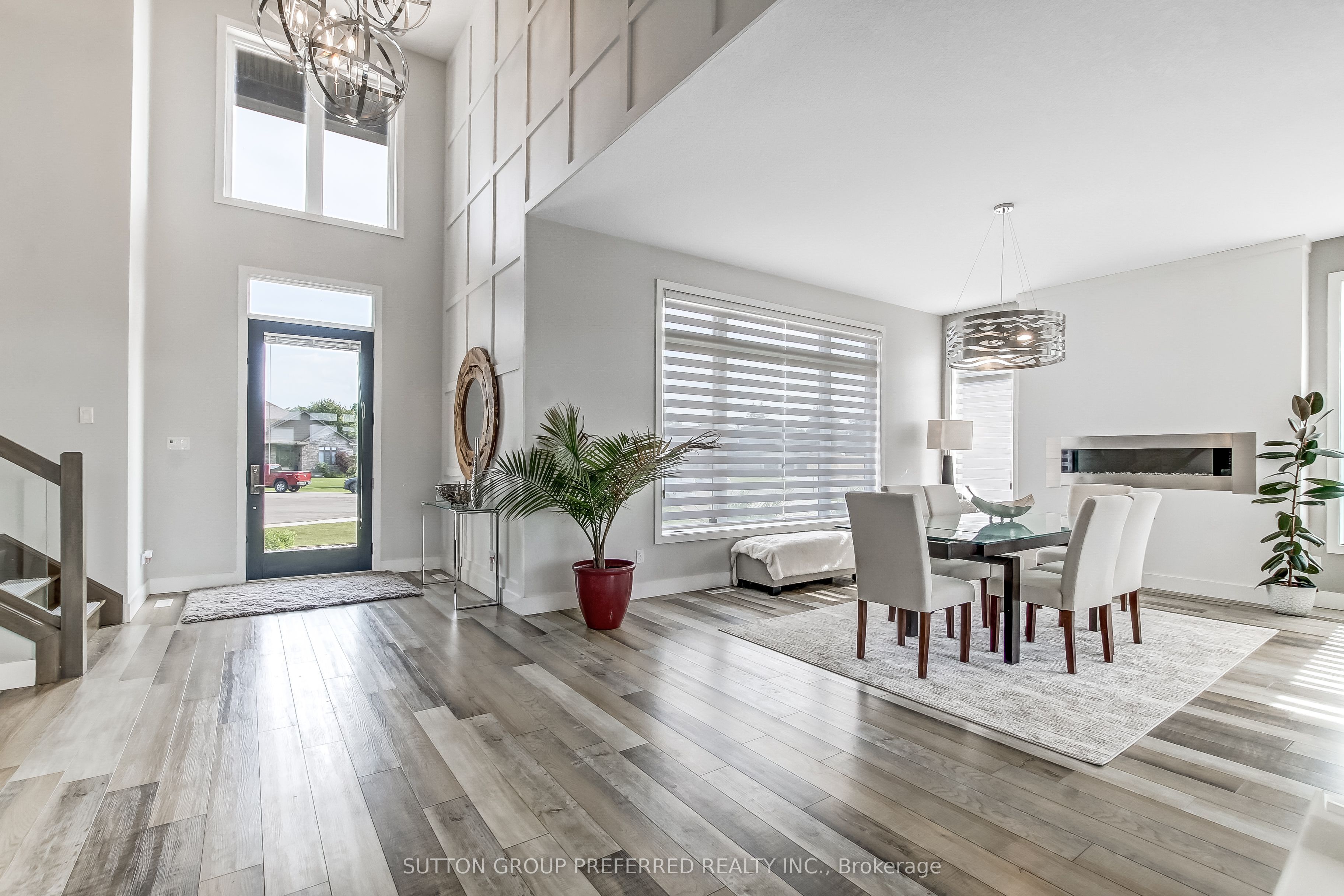 12 Grogast Court Property Photo 8