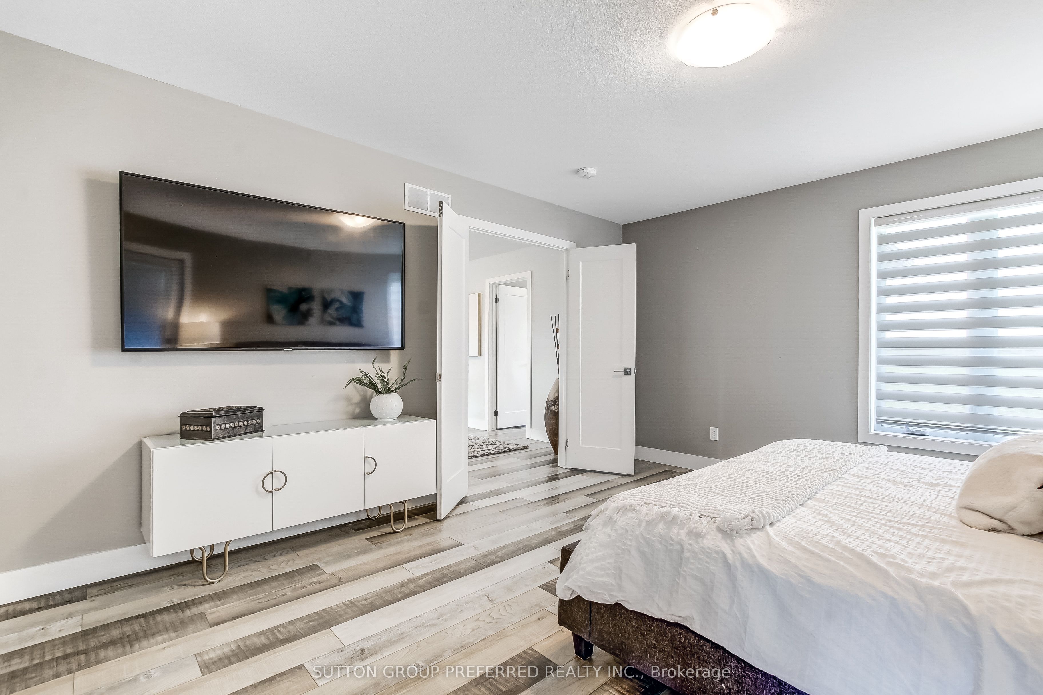 12 Grogast Court Property Photo 25