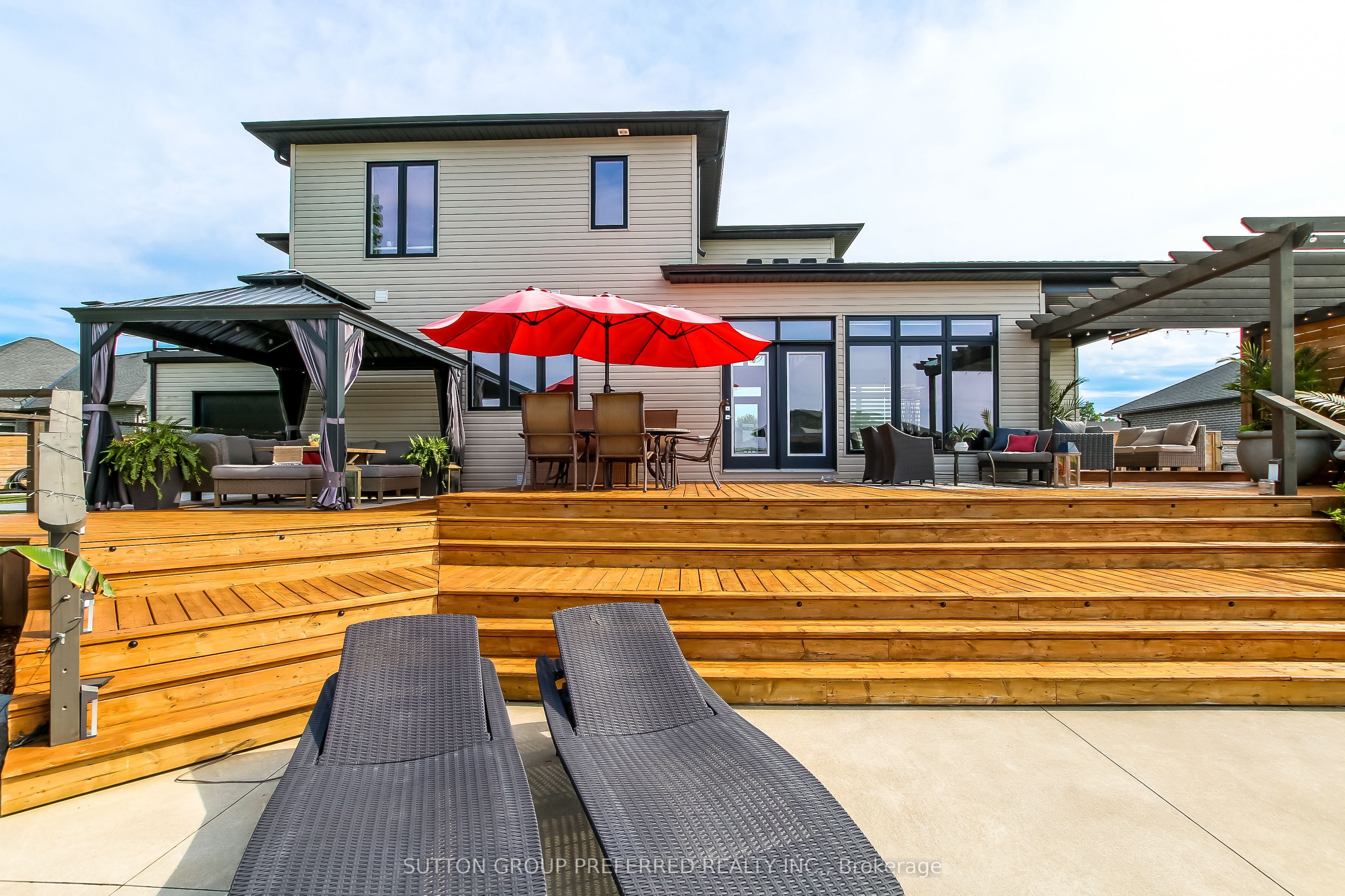 12 Grogast Court Property Photo 41