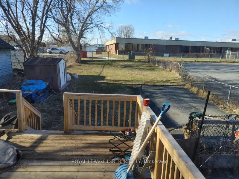 87 Ninth Street W Property Photo 10
