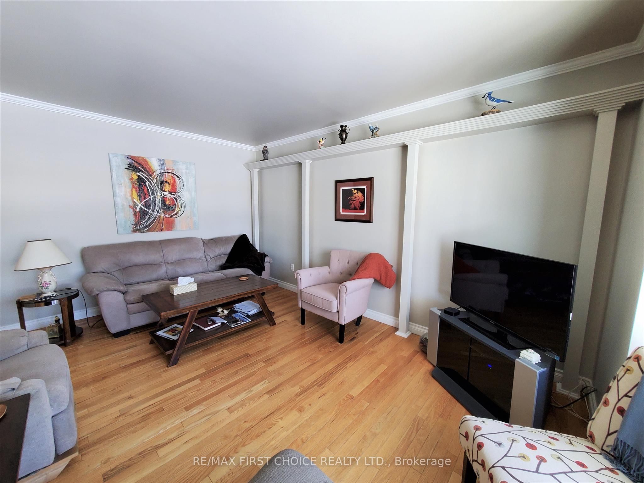 100 Queen Street Property Photo 11