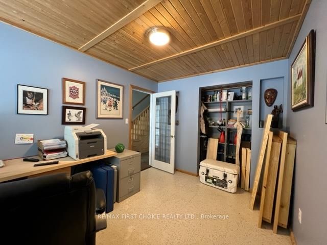 100 Queen Street Property Photo 25