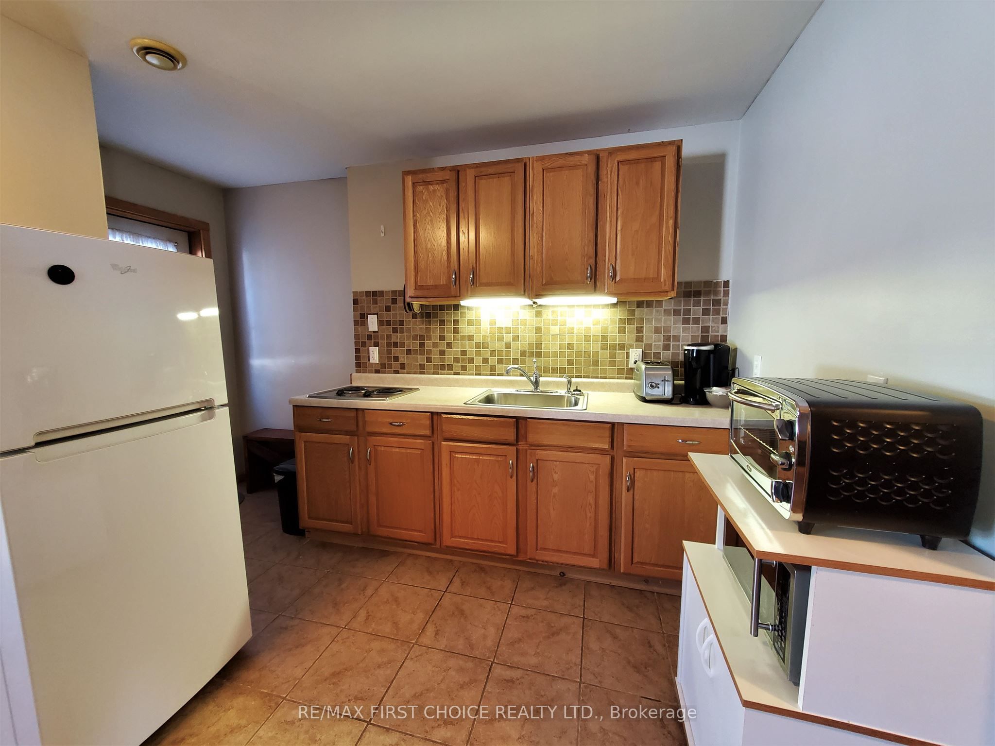 100 Queen Street Property Photo 27