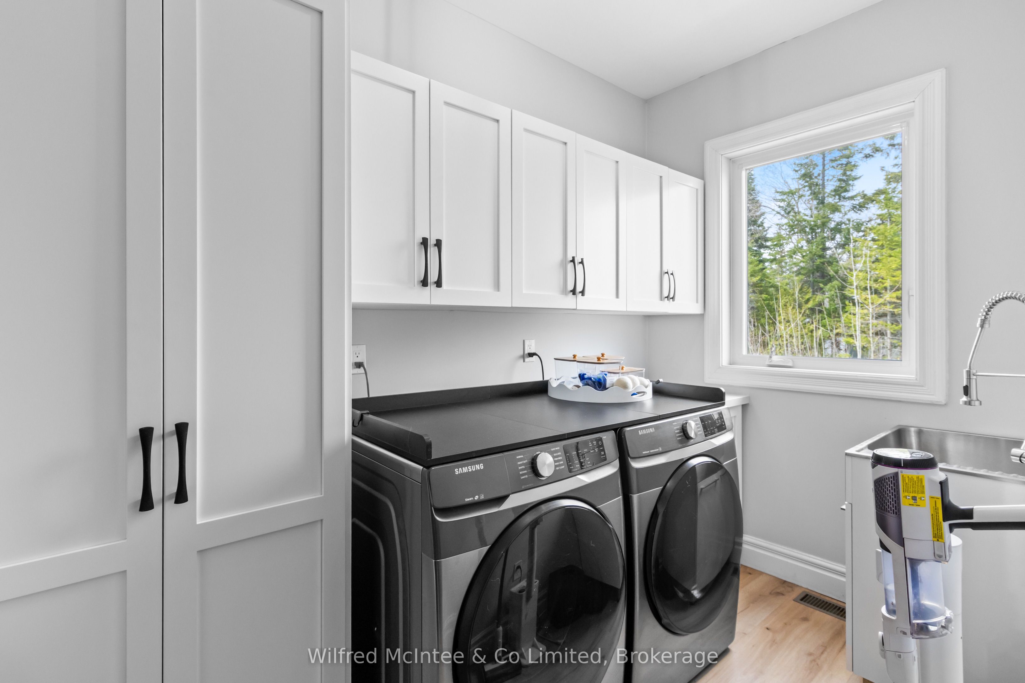 107 Ottawa Avenue Property Photo 14