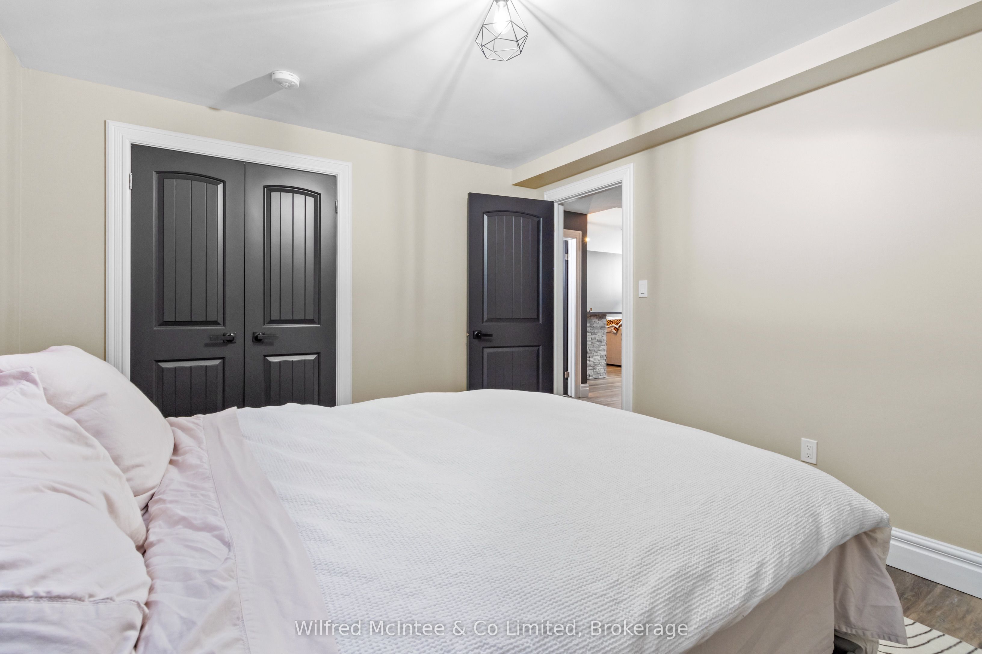 107 Ottawa Avenue Property Photo 38
