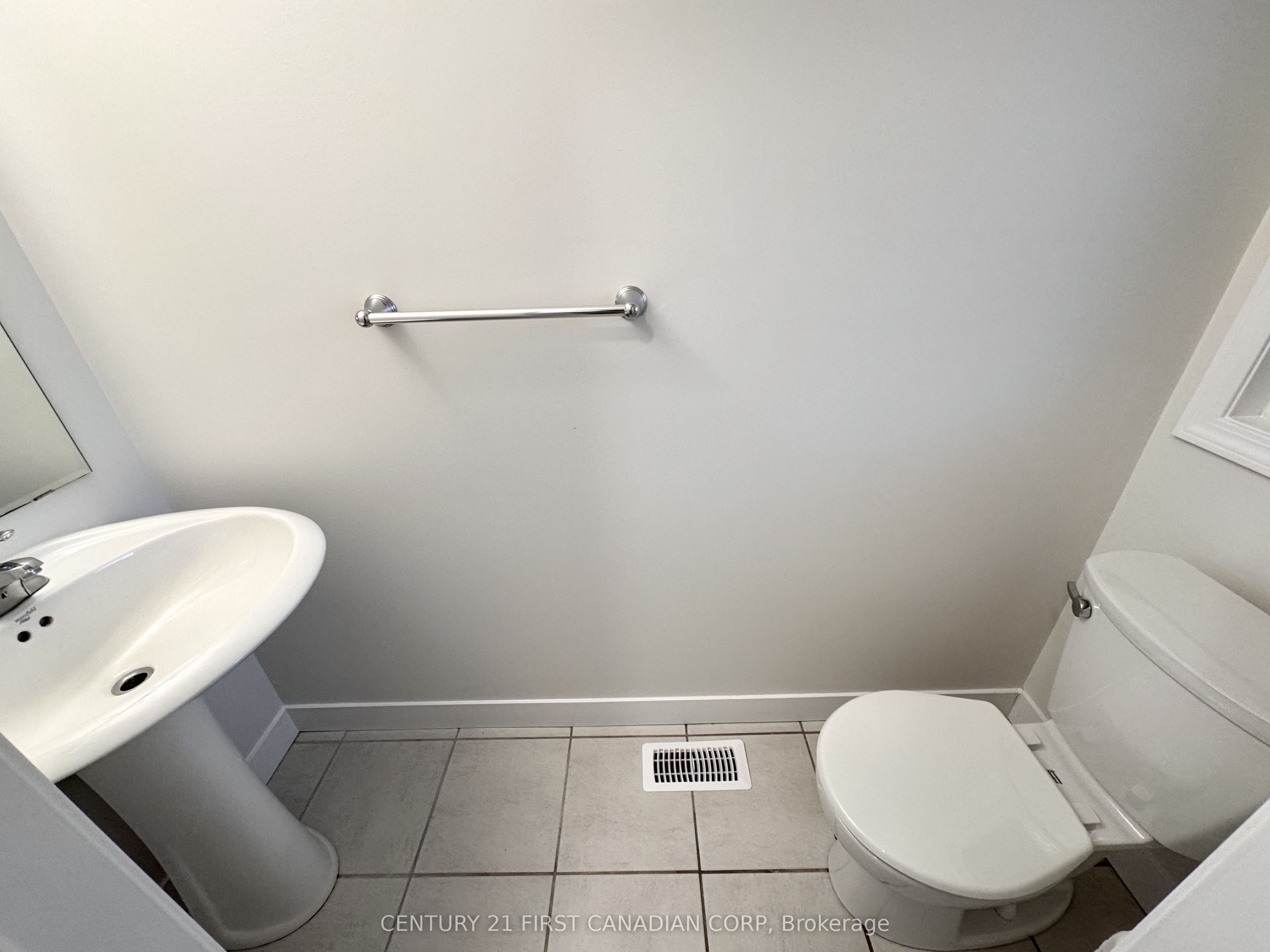 3188 Singleton Avenue Property Photo 10