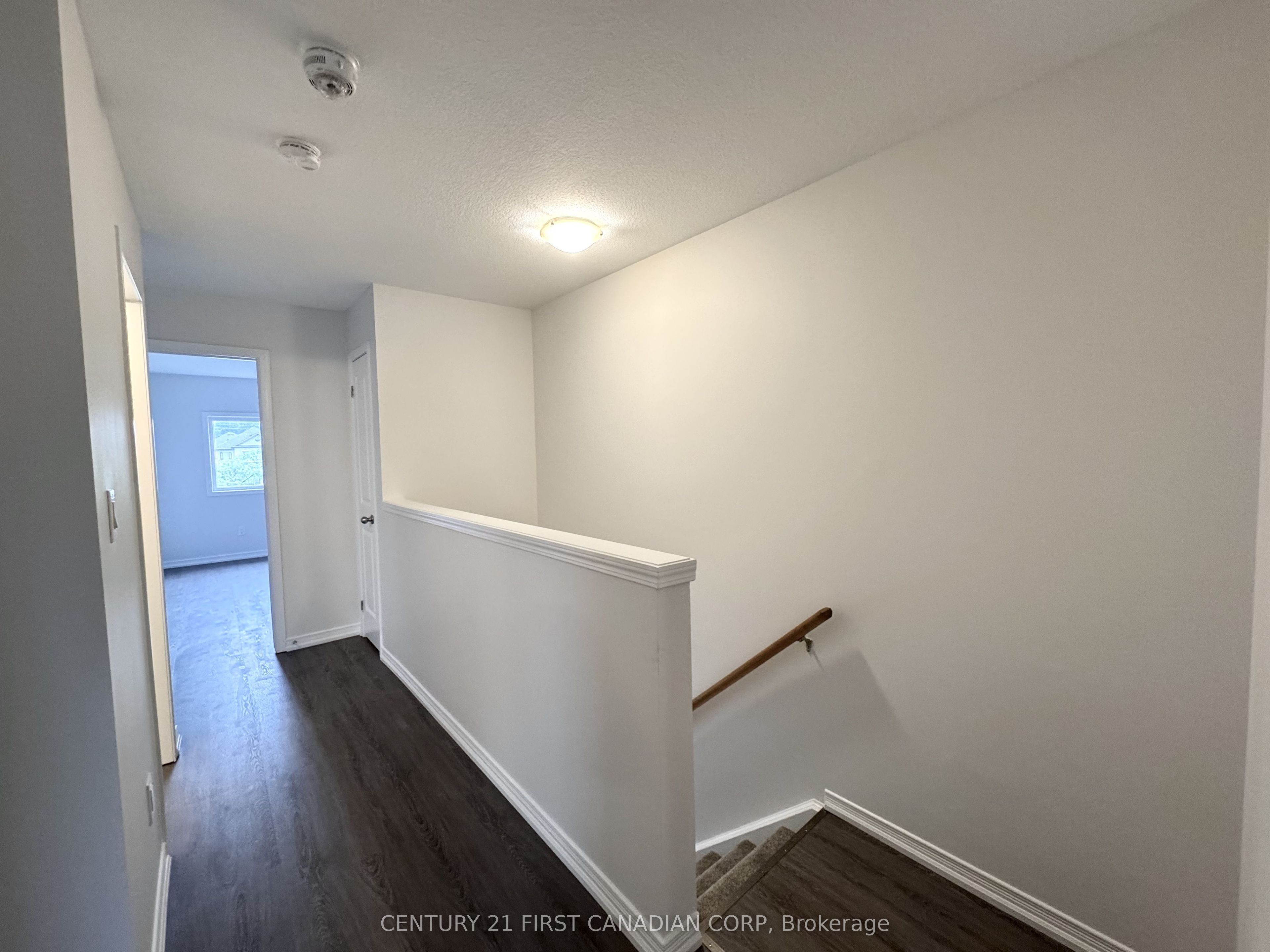 3188 Singleton Avenue Property Photo 11