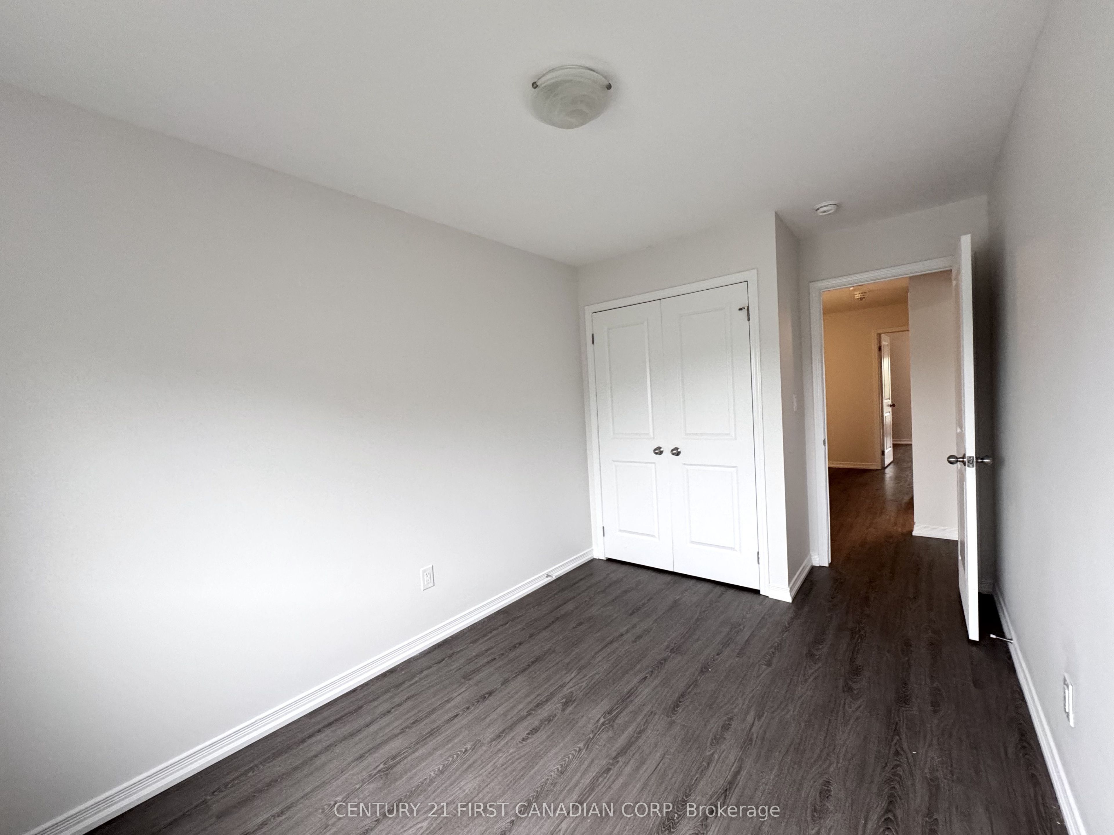 3188 Singleton Avenue Property Photo 17