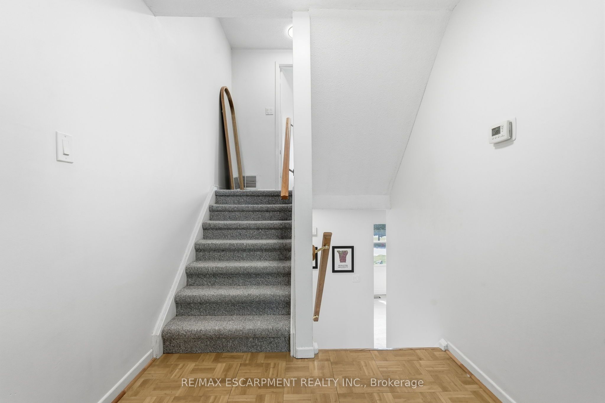 3 Burdock Lane 33 Property Photo 16