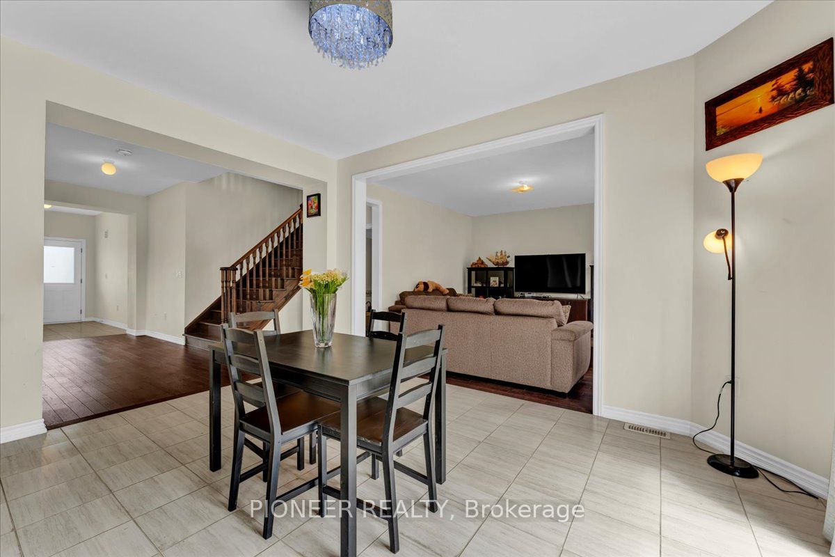 5 Todd Crescent Property Photo 14
