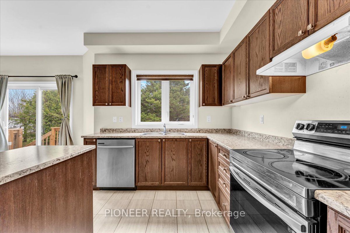 5 Todd Crescent Property Photo 19