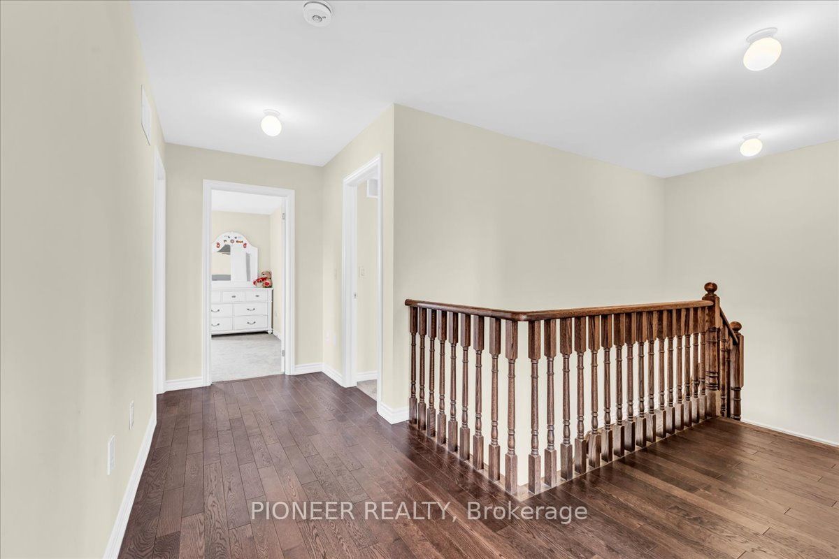 5 Todd Crescent Property Photo 22