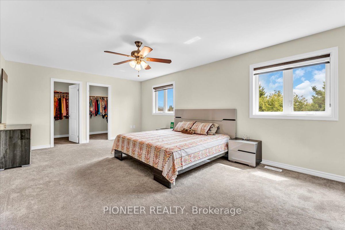 5 Todd Crescent Property Photo 23