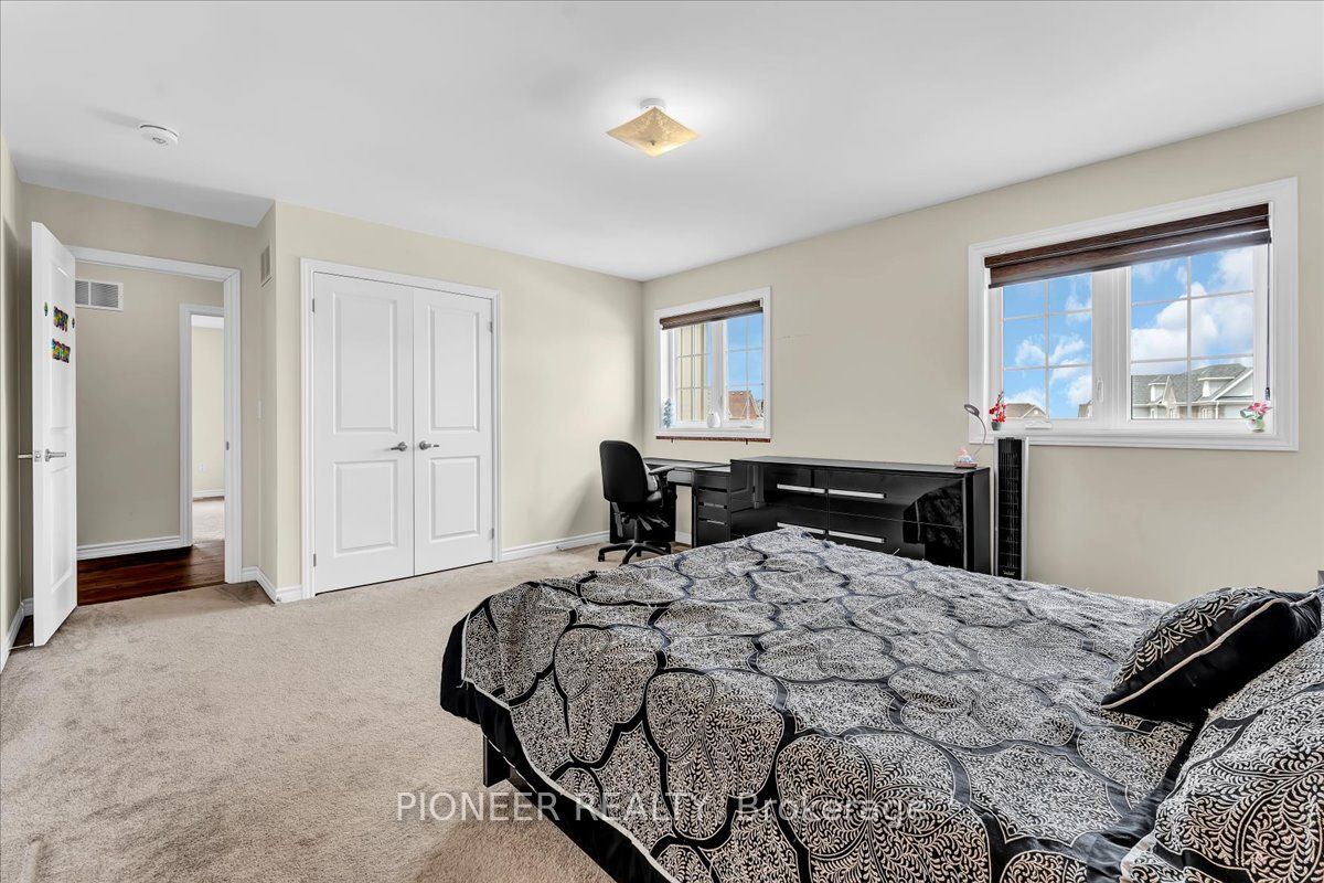 5 Todd Crescent Property Photo 31