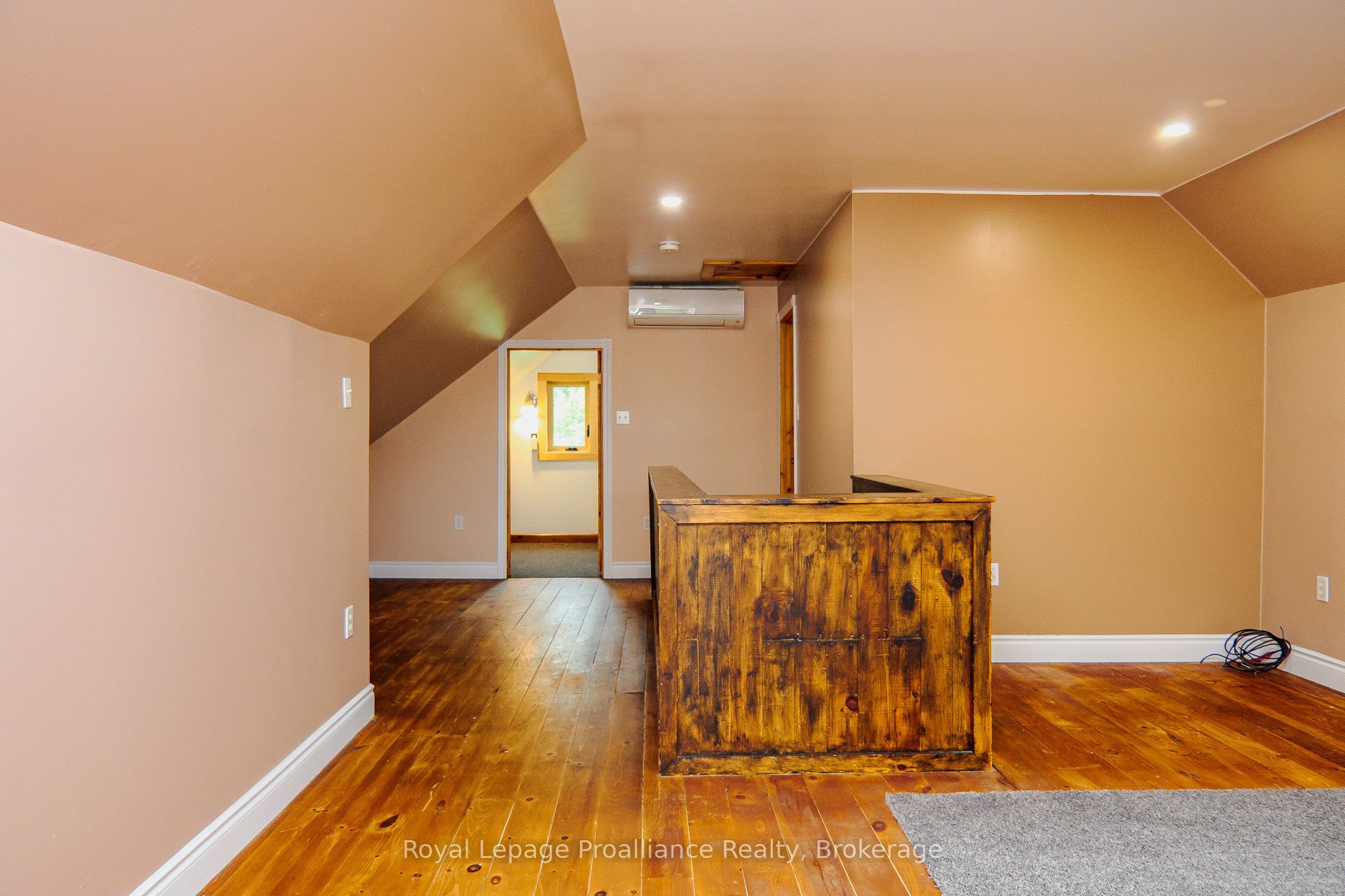 10 Hobbs Road Property Photo 26