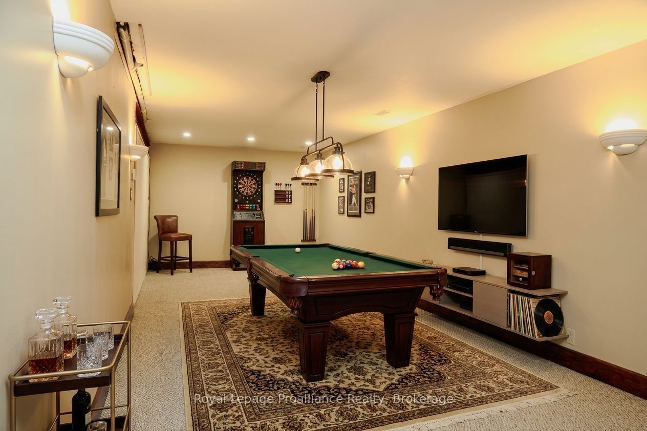 10 Hobbs Road Property Photo 36