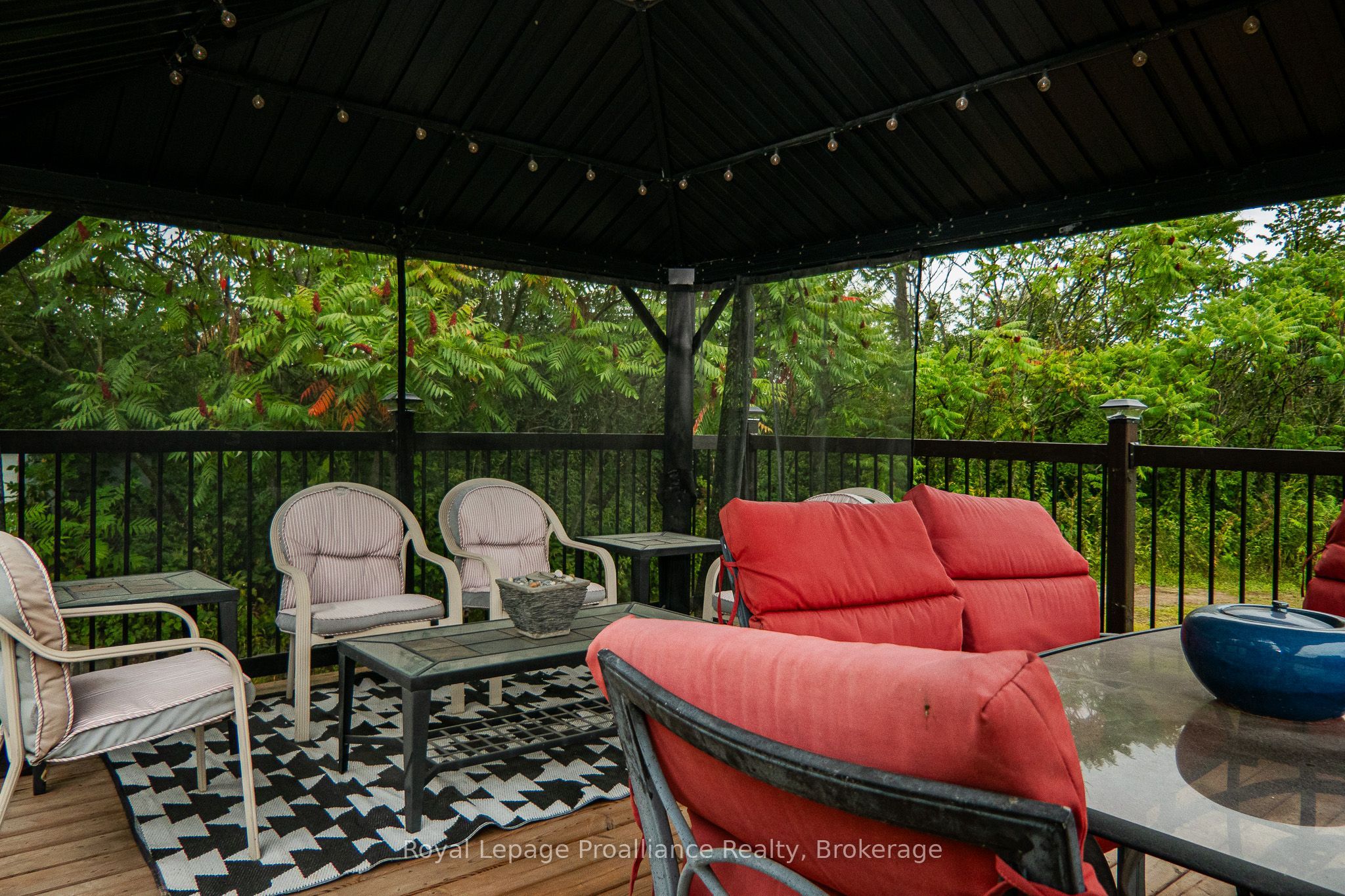 10 Hobbs Road Property Photo 44