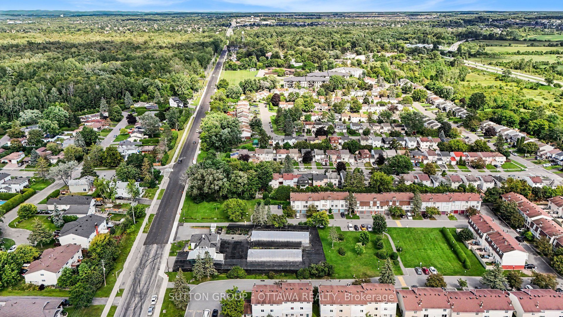 2832 Innes Road Property Photo 15
