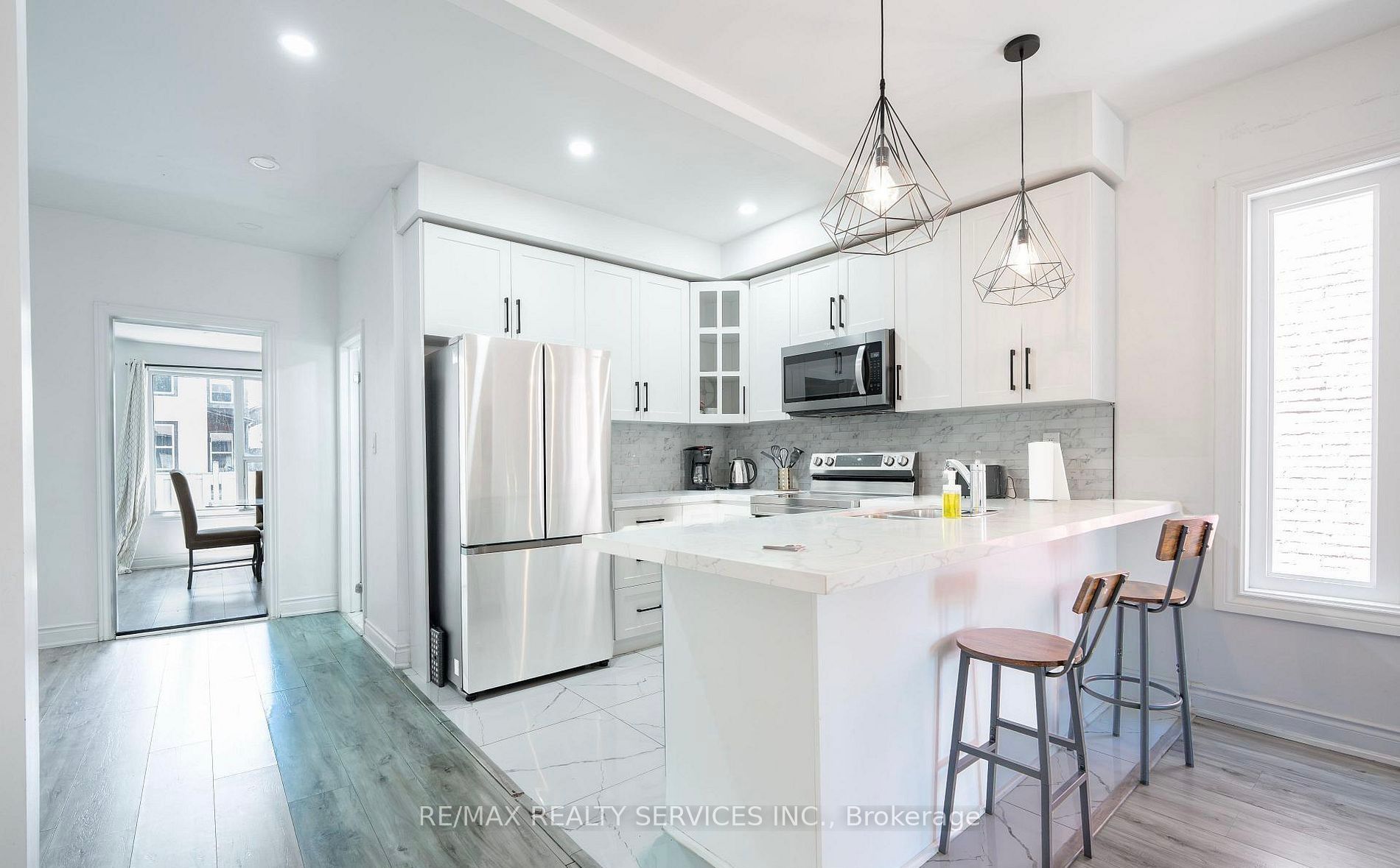 20 Somerset Avenue Property Photo 6