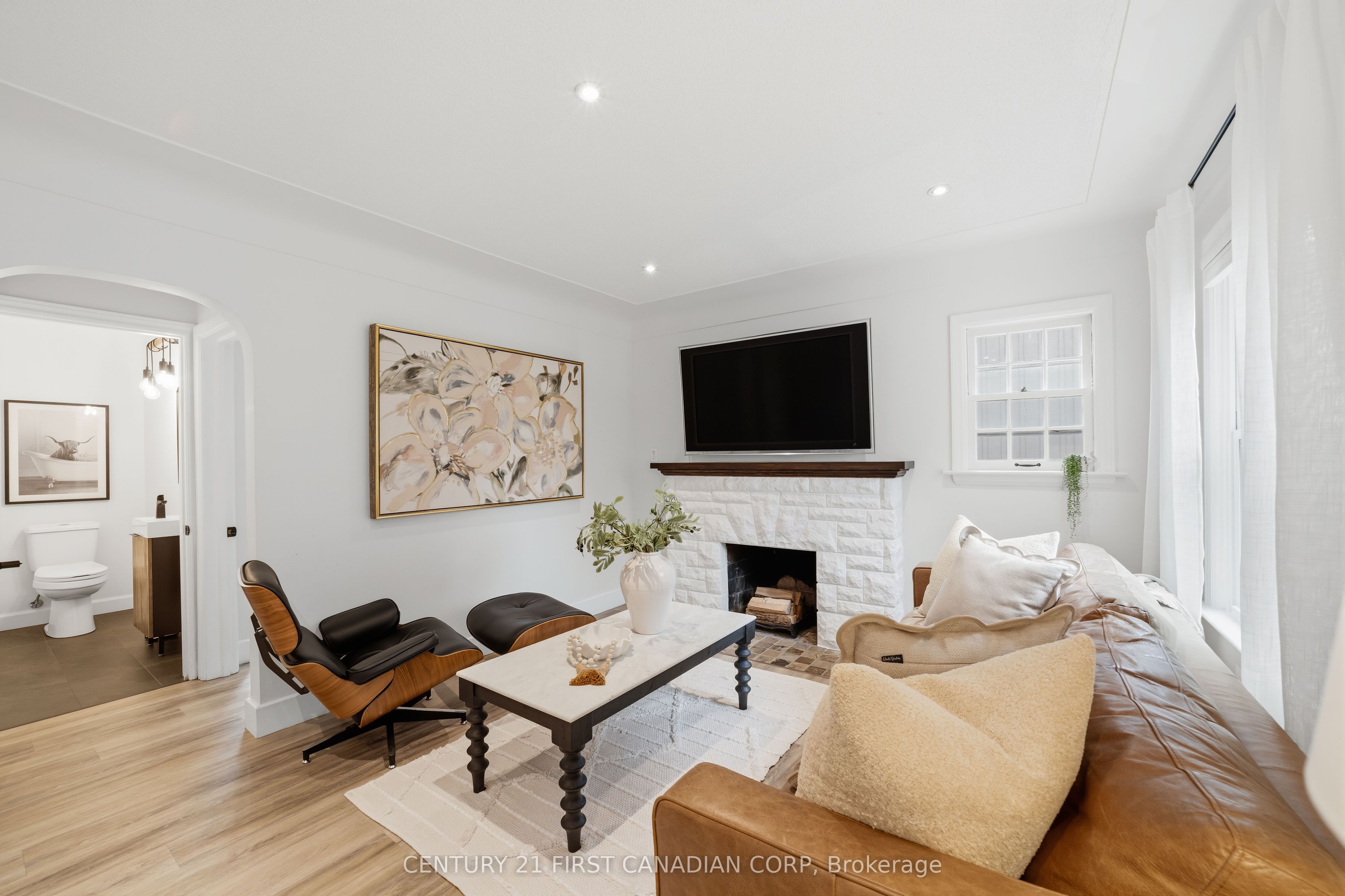 378 Byron Boulevard Property Photo 14