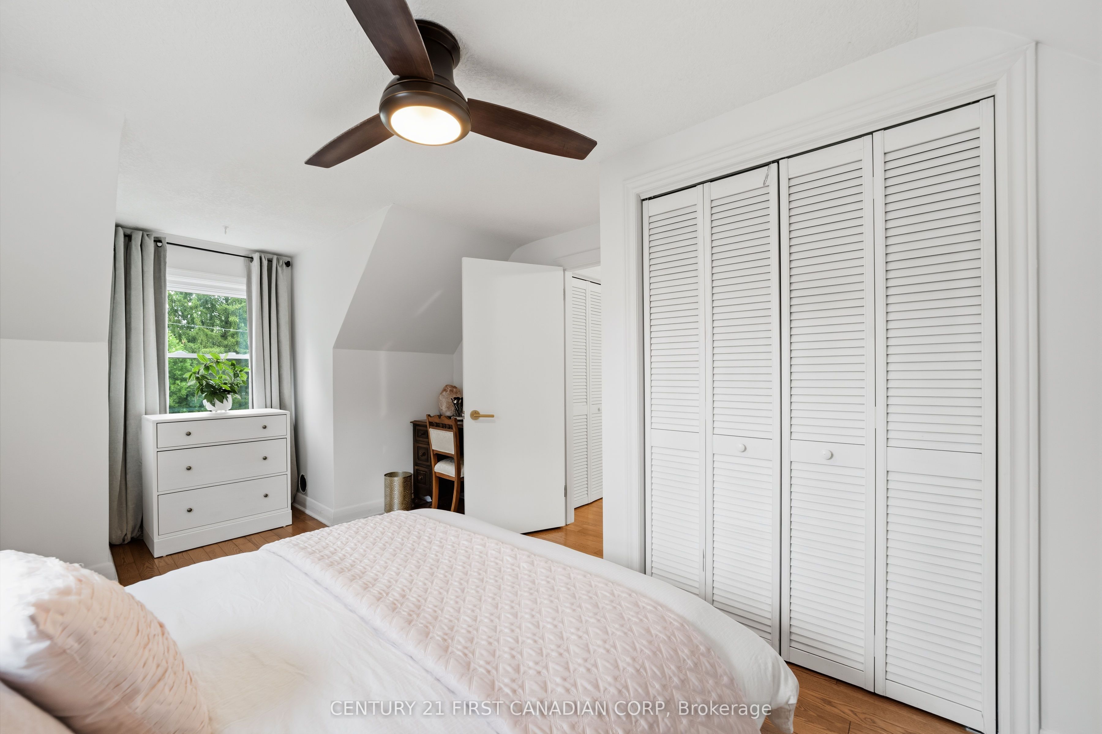 378 Byron Boulevard Property Photo 27