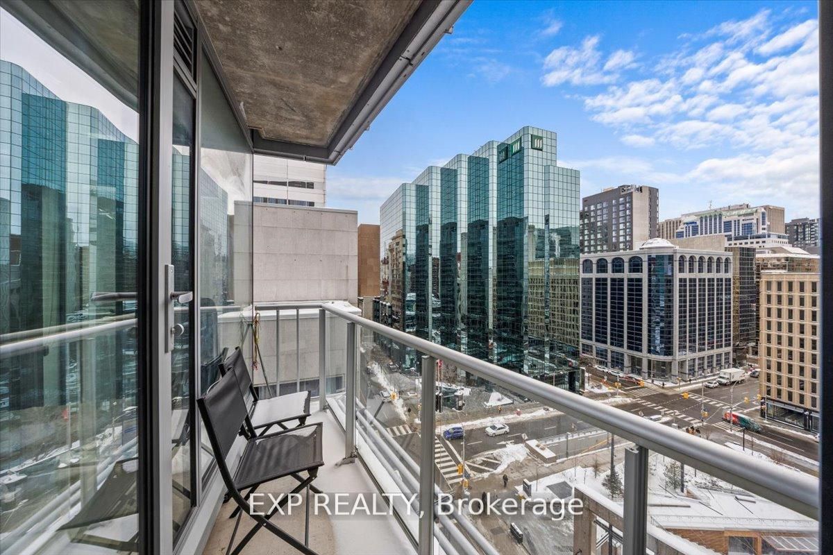 101 Queen Street 910 Property Photo 25