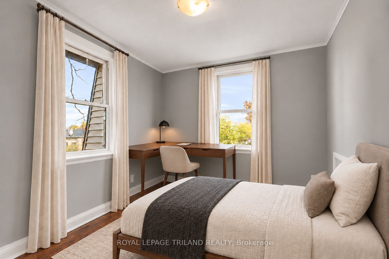 204 Colborne Street C Property Photo 5