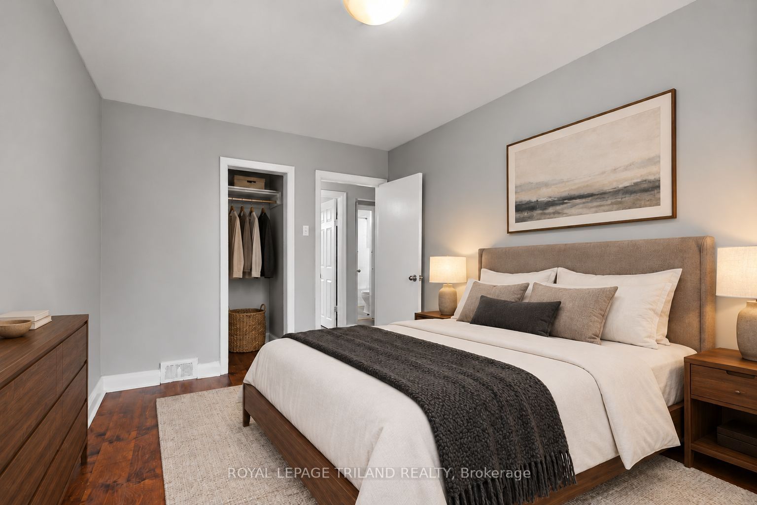 204 Colborne Street C Property Photo 10