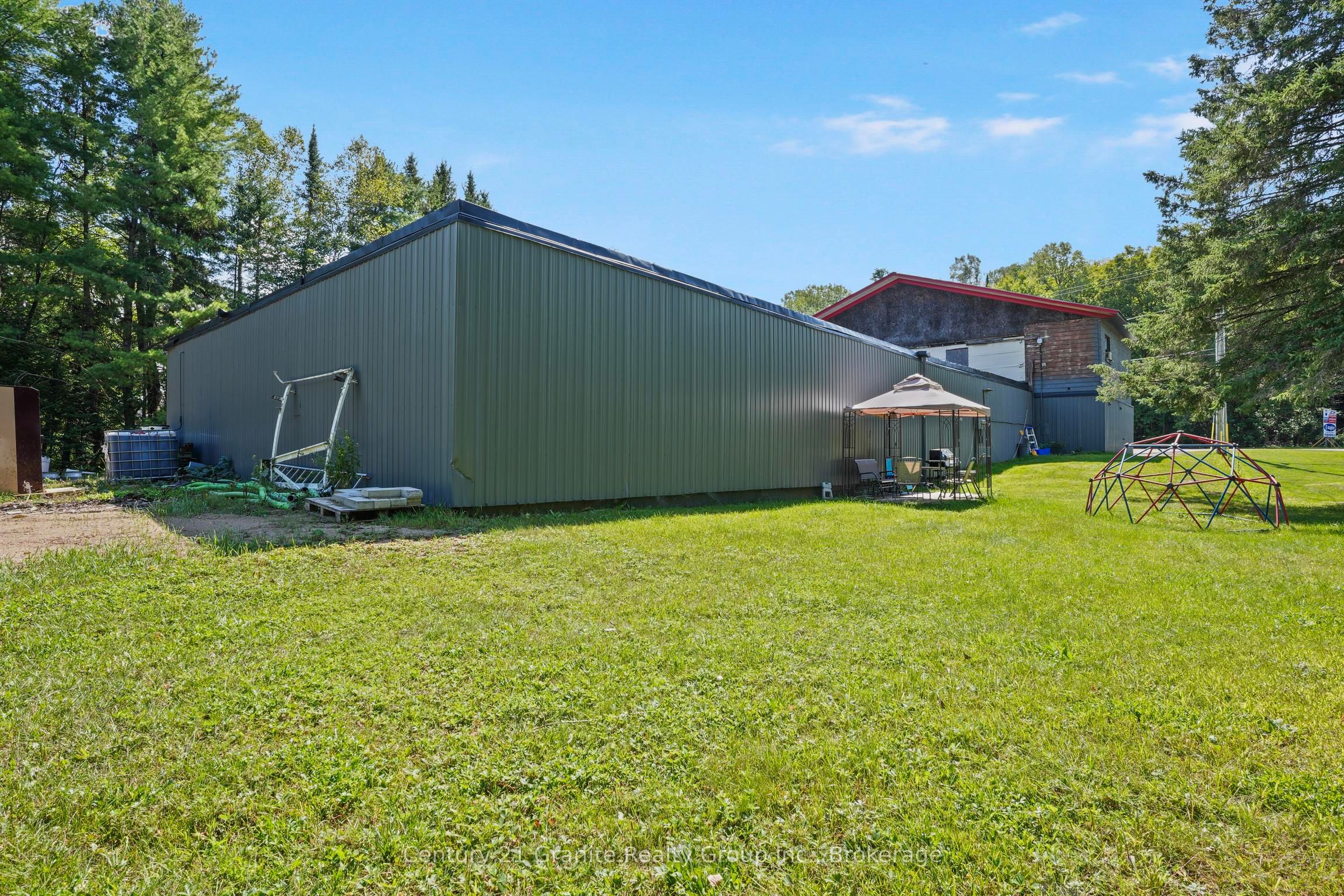 295 Mill Street Property Photo 40