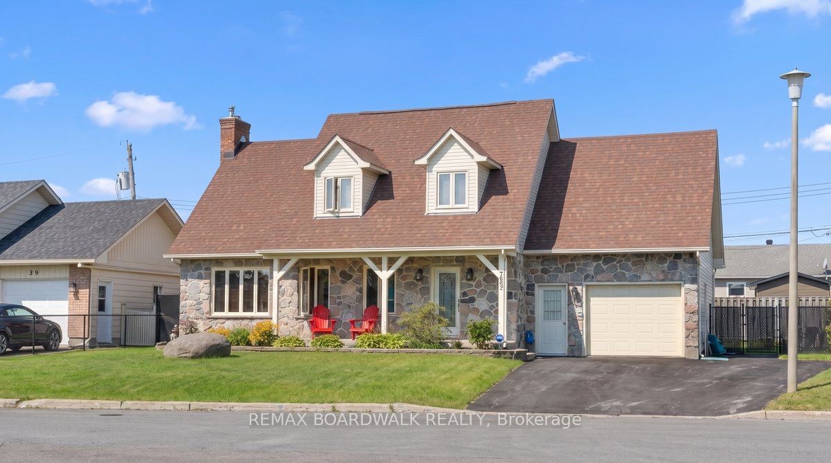 795 Rejane Crescent