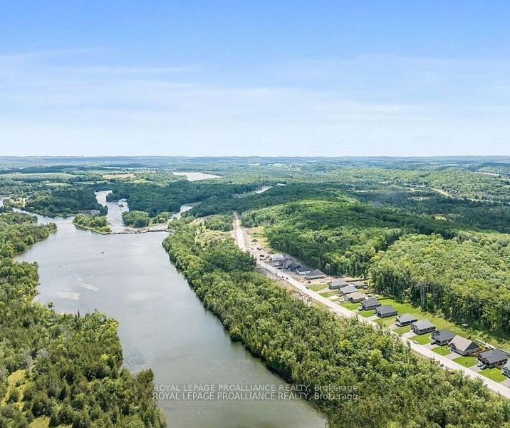 95 Riverside Trail Property Photo 13